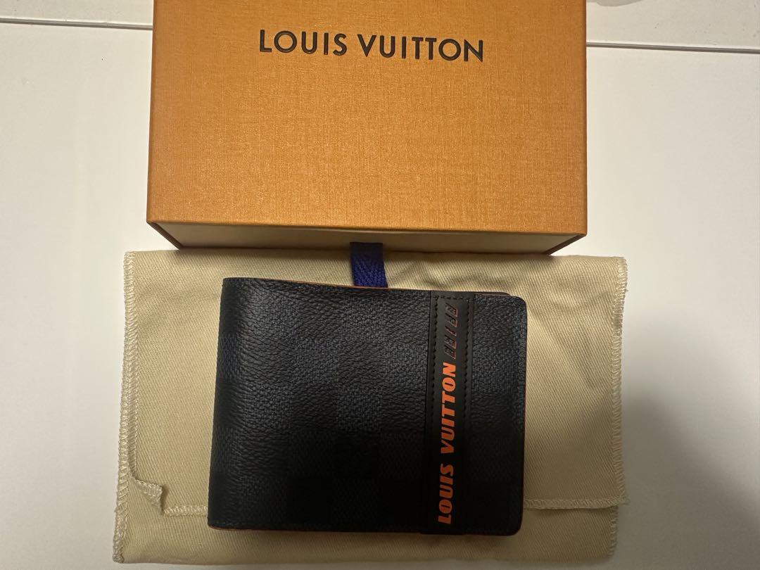 Brand new, unused Louis Vuitton wallet.