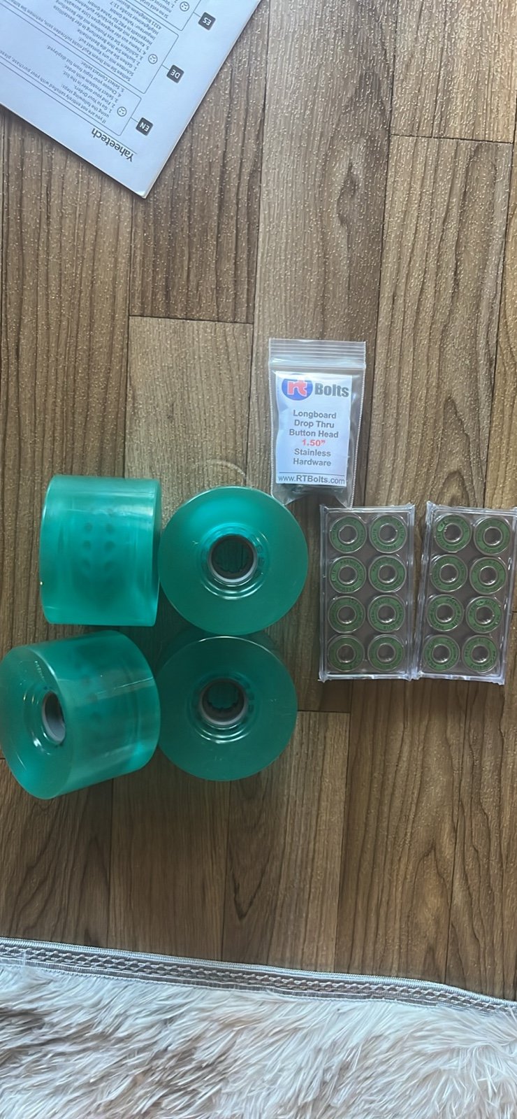 Longboard wheels and hardware
