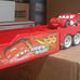 Shake ’n Go Pixar's Cars – Mack Hauler with Radiator Springs Lightning McQueen