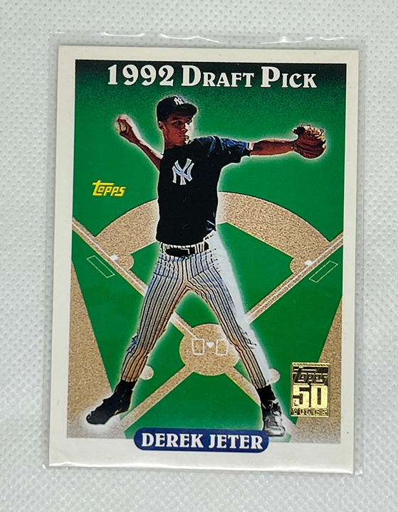 1992 Topps Derek Jeter Rookie Card – Mint Condition