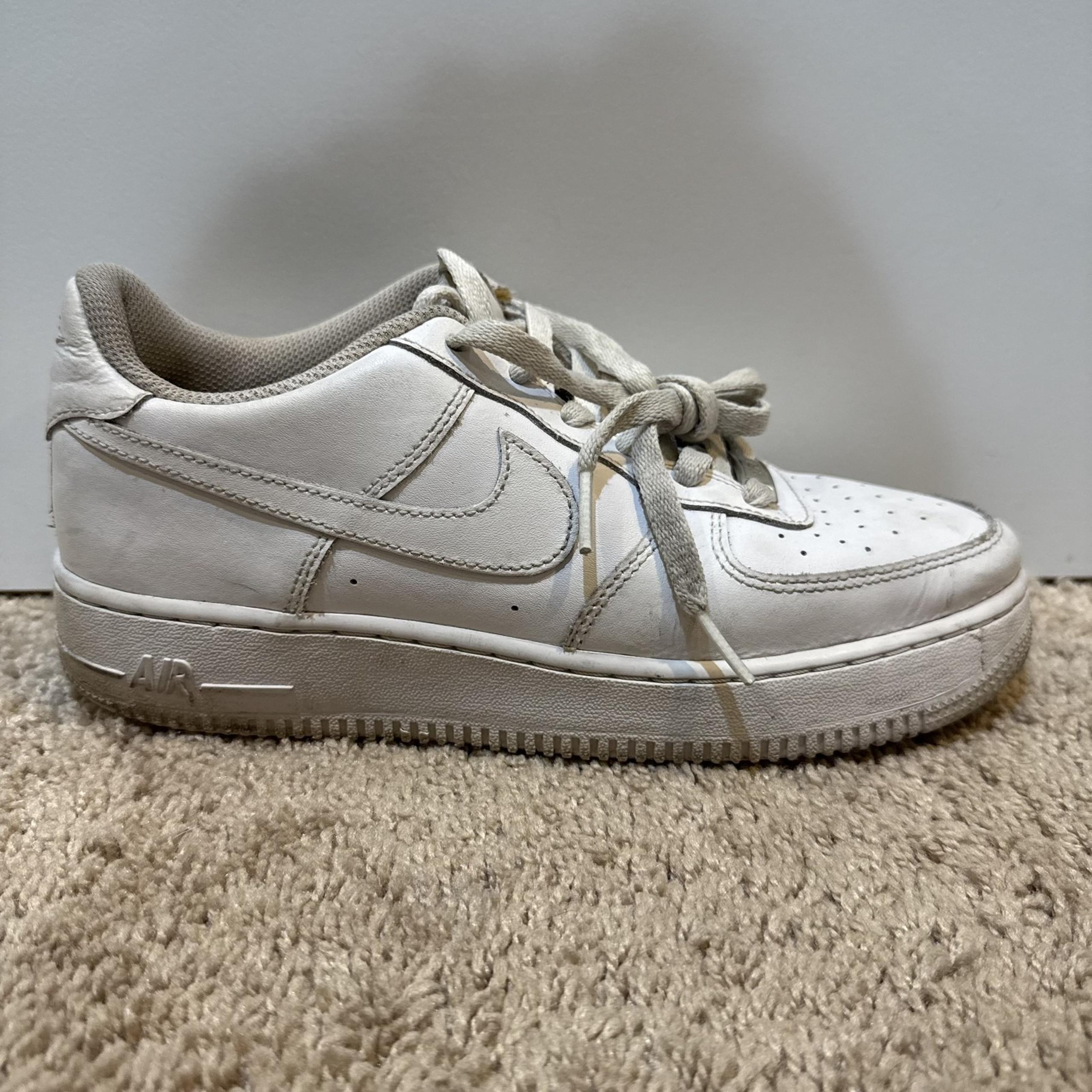 Nike Air Force 1 Shoes Mens Size 7Y Low Leather Classic DH2920-111