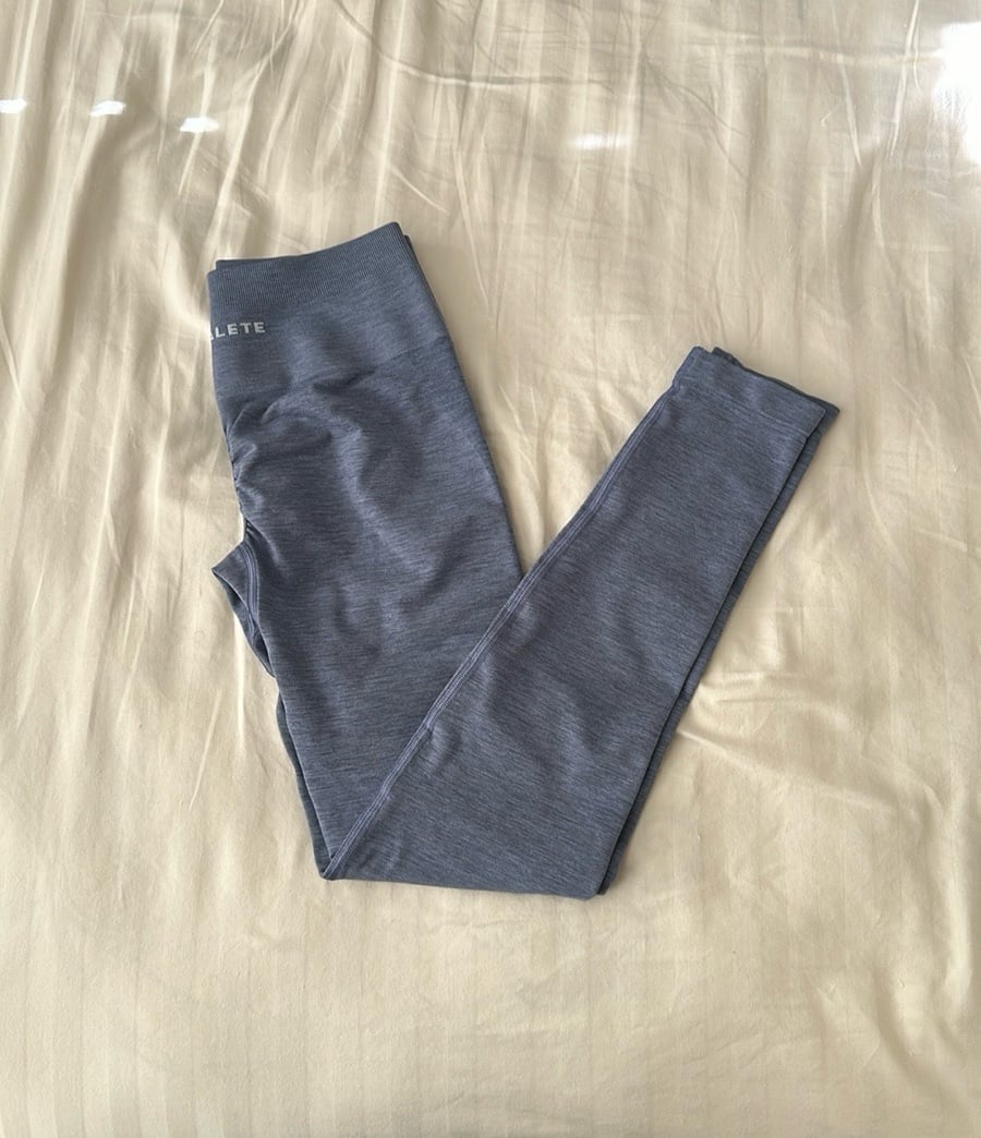 Alphalete amplify leggings size medium French blue sporty activewear