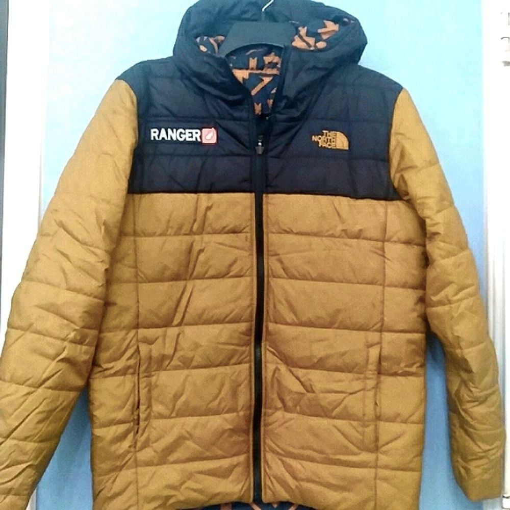 The North Face Puffer Jacket Insulated Winter Coat Ranger Black Beige