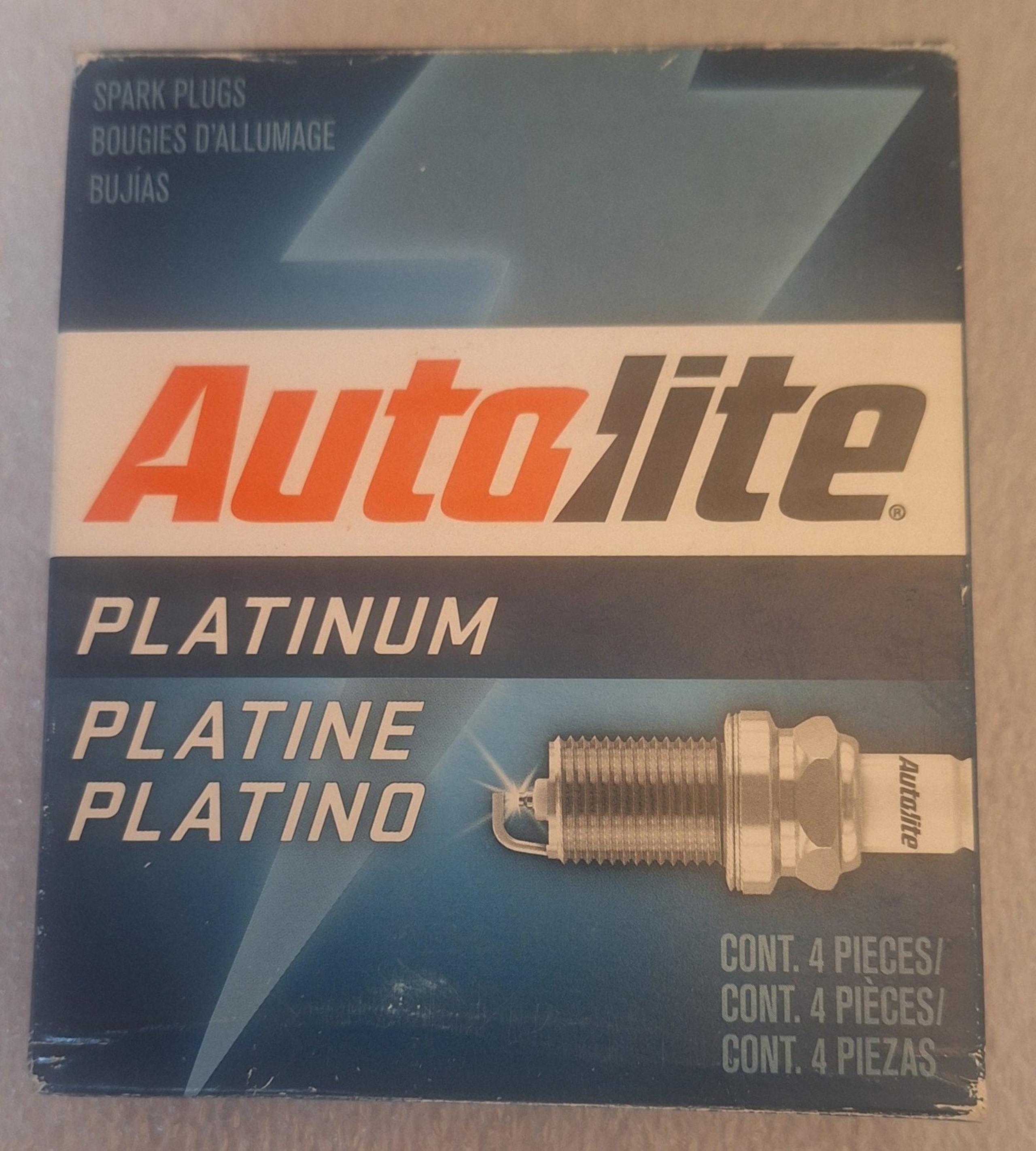 Autolite Platinum Spark Plugs 4 Pack AP985