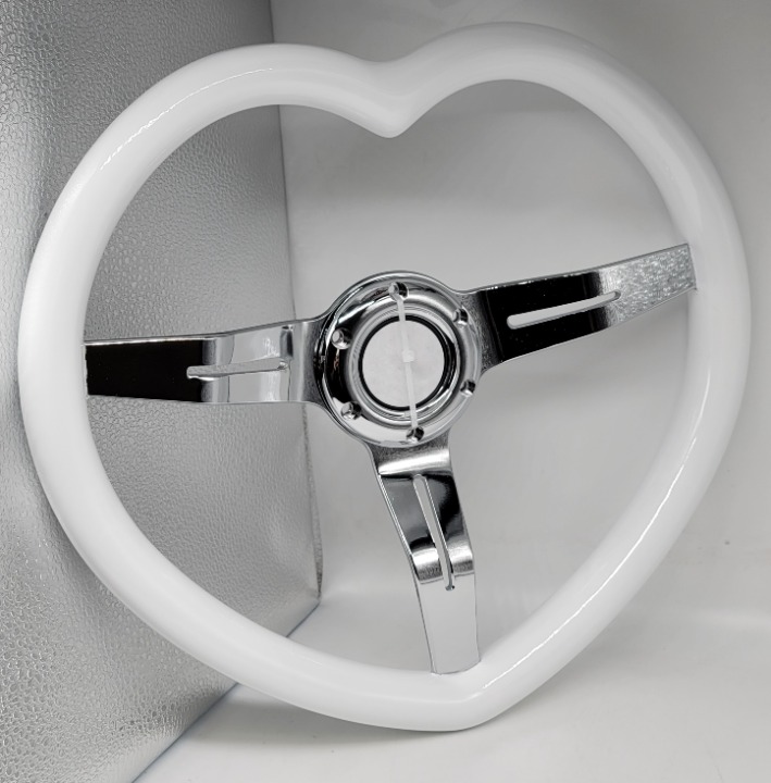 NEW 340mm 13.5 Universal Heart Shaped White ABS Steering Wheel Chrome Spoke