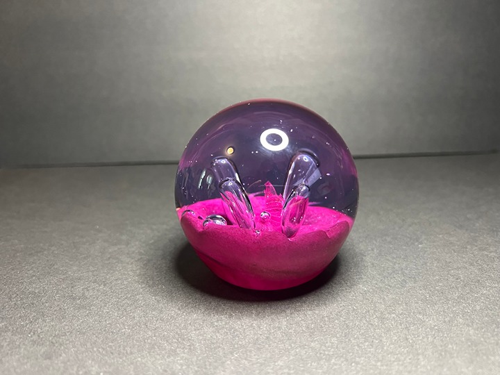 Vintage 1985 CIIG Caithness Seconds Purple Moonflower Glass Round Paperweight 3