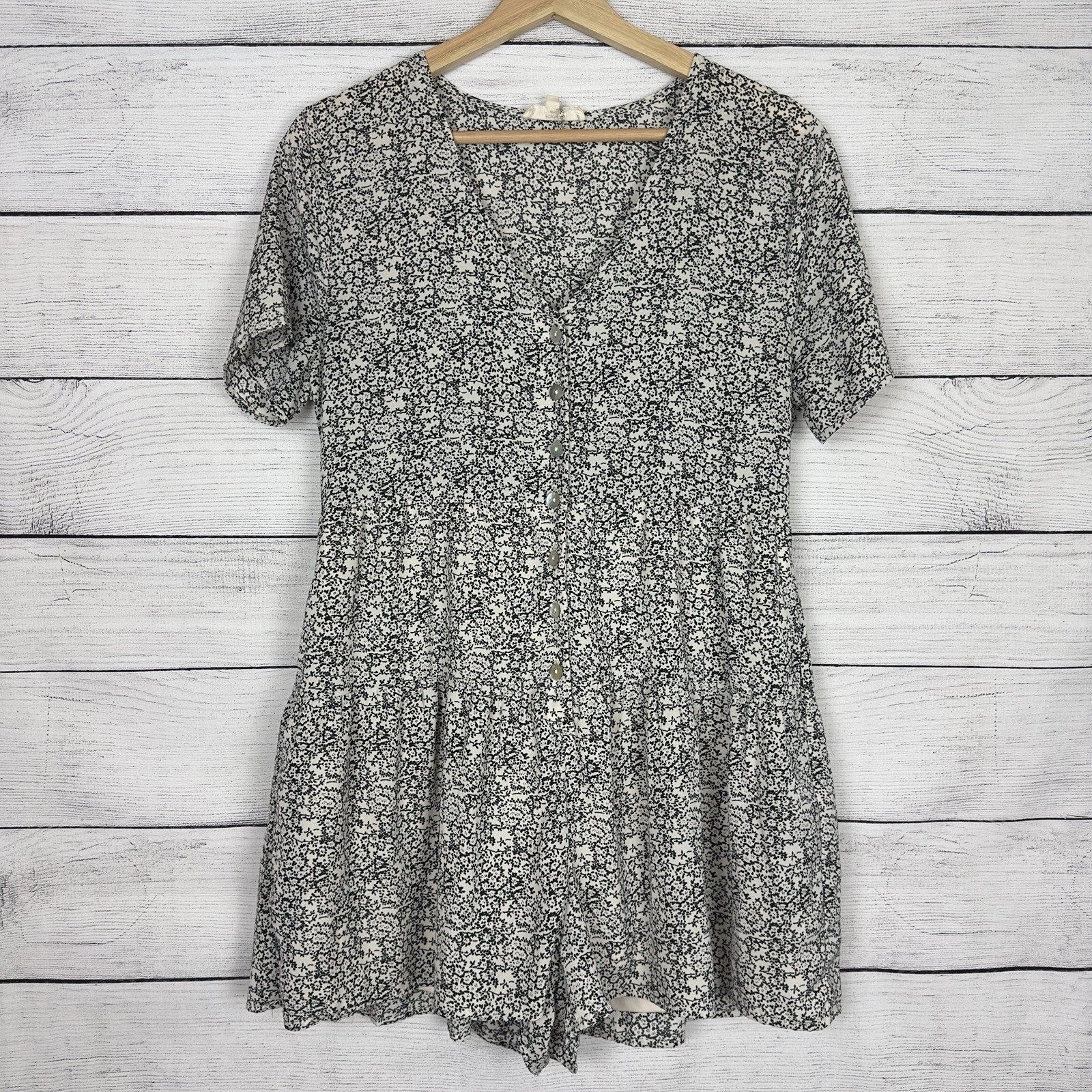Anthropologie Entro Floral Romper Black White Lined Women's Size Medium Coquette