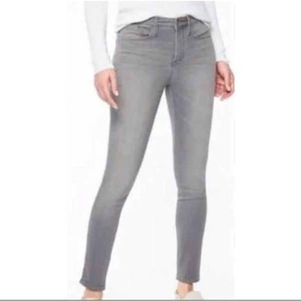 Athleta Sculptek gray distressed cropped athletic size 12 jeans