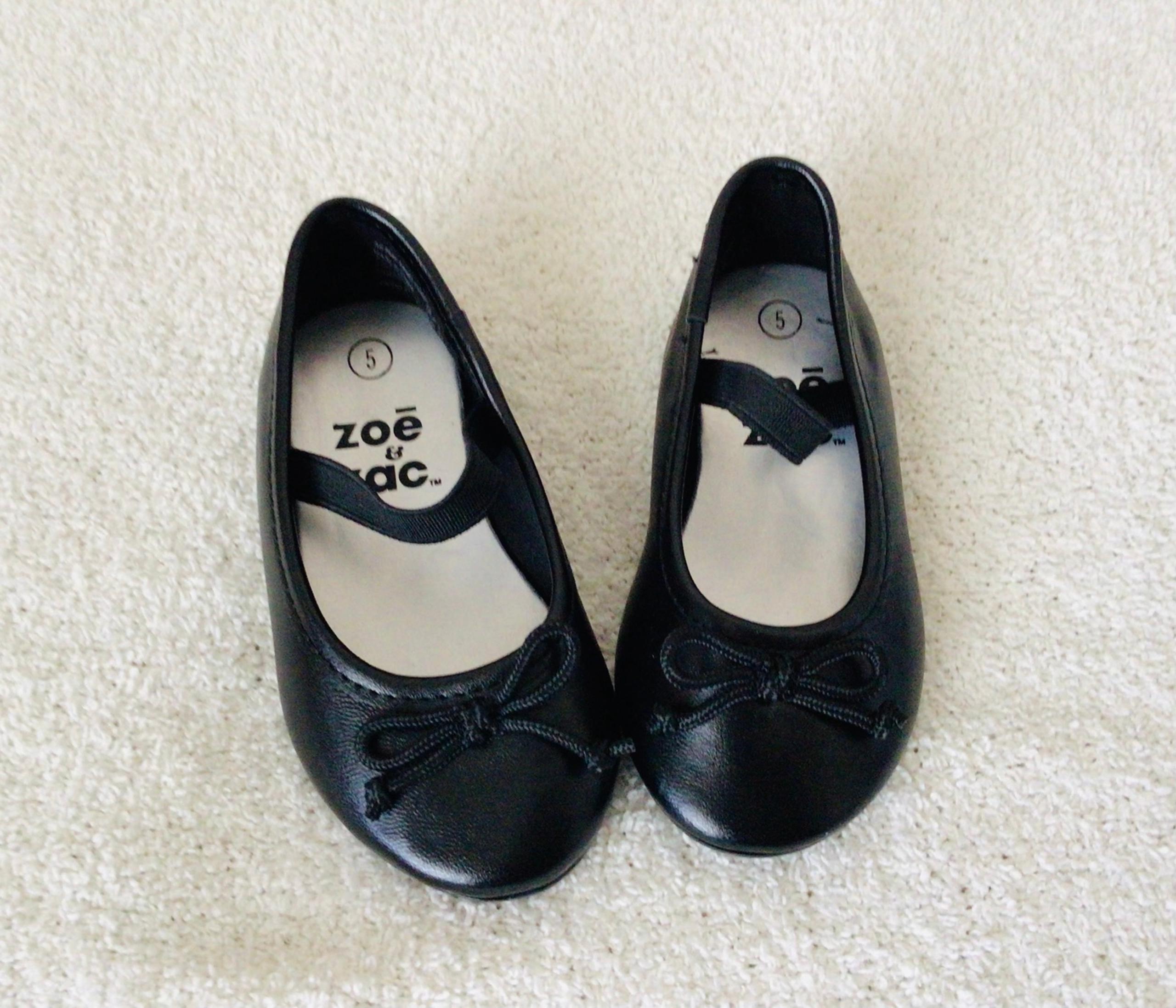Zoe & Zac Girls Flat Dress Shoes Ballet Slipper Flats with elastic strap