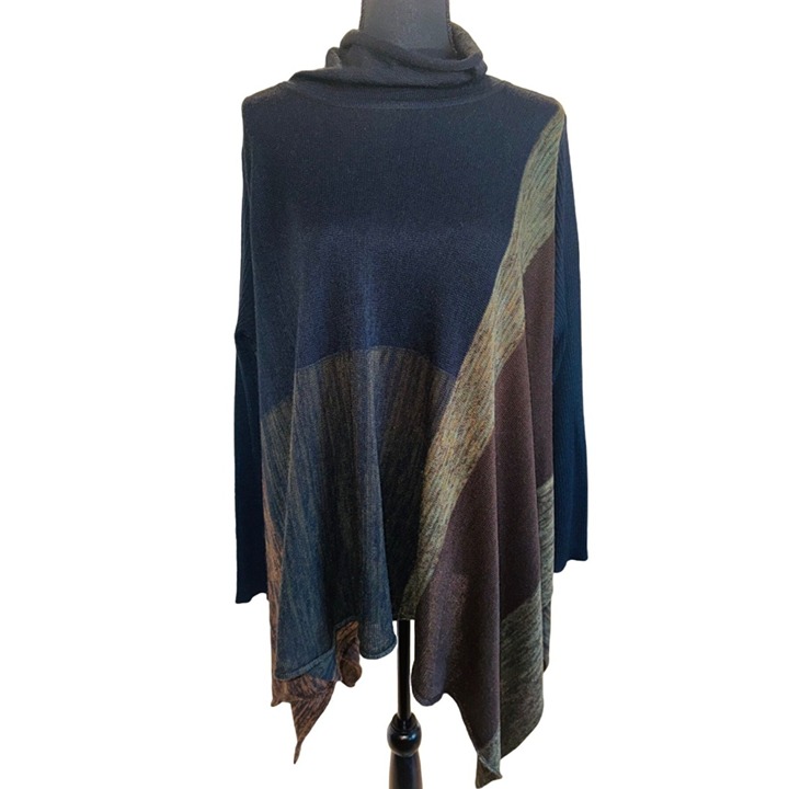 Curio New York Wool Poncho Sweater L Black Olive Asymmetrical Design Artsy City