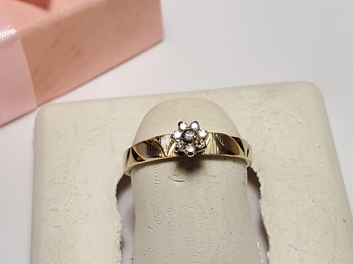 Vintage .10ctw Diamond Flower Top Etched 14Kt YG S-4 1/4 Engagement Ring #20606