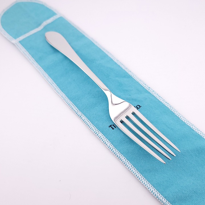 POLISHED Tiffany & Co. Sterling Silver Faneuil 7.25 Inch Large Fork w/ Pouch