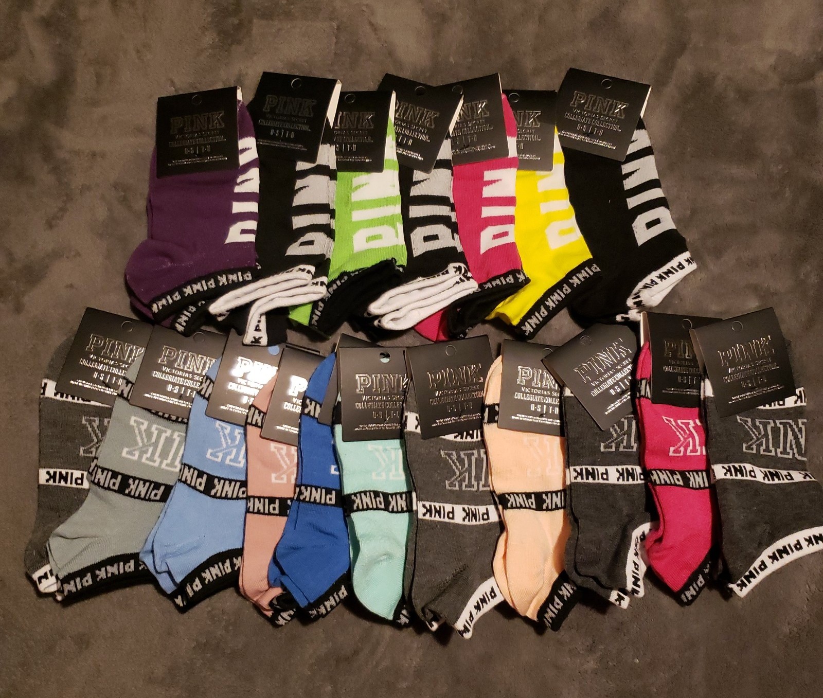 (18)Vs pink ankle socks collegiate collection