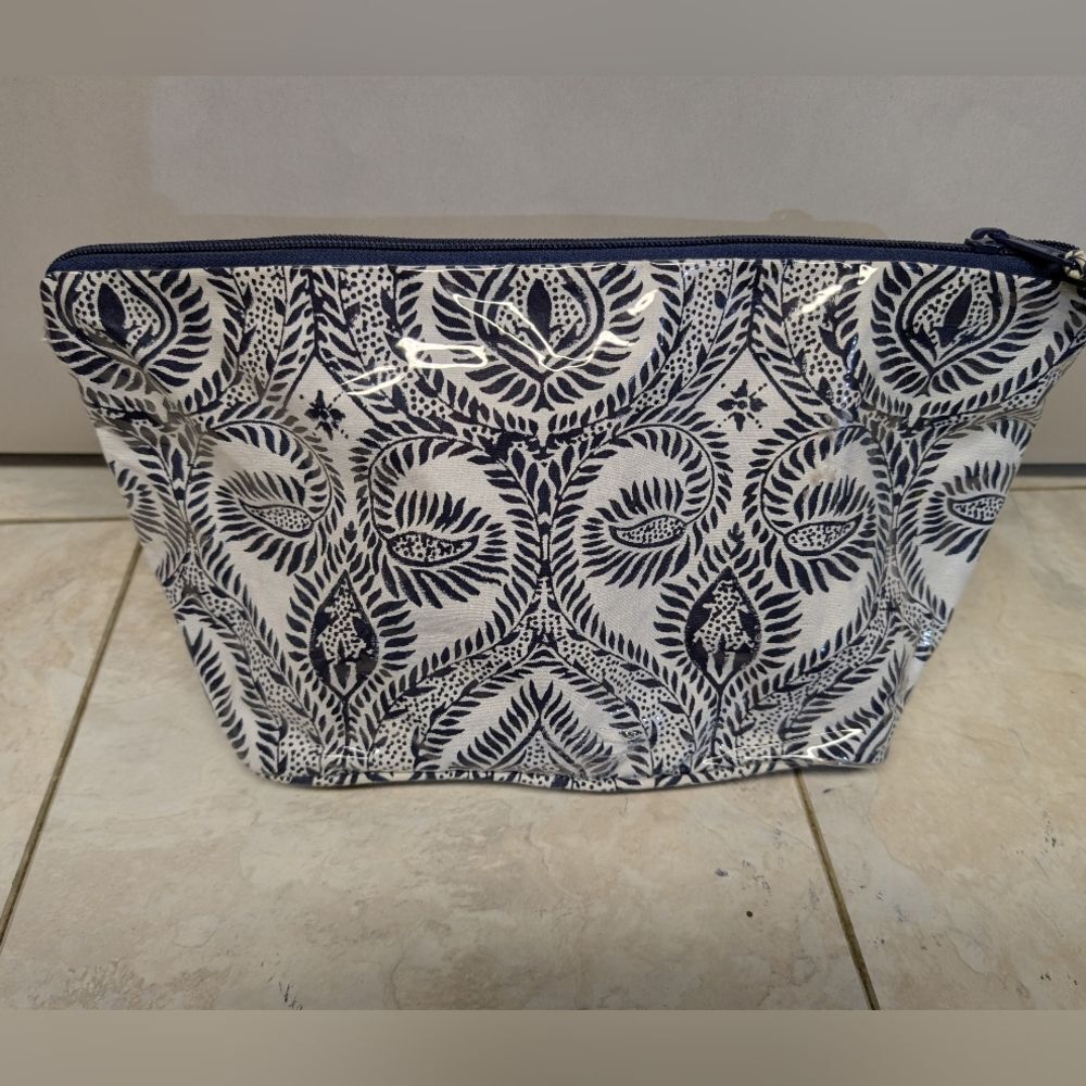 Roberta Roller Rabbit Cosmetic Bag