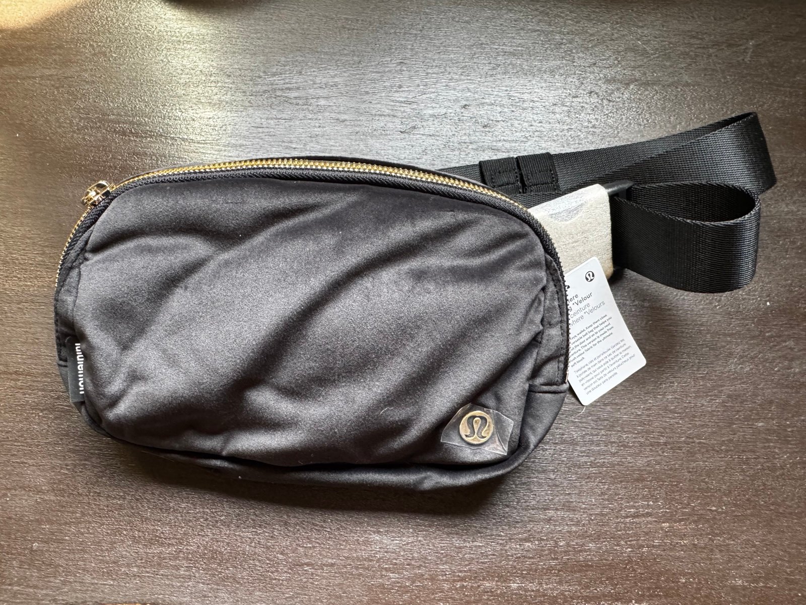 Lululemon everywhere belt bag velour