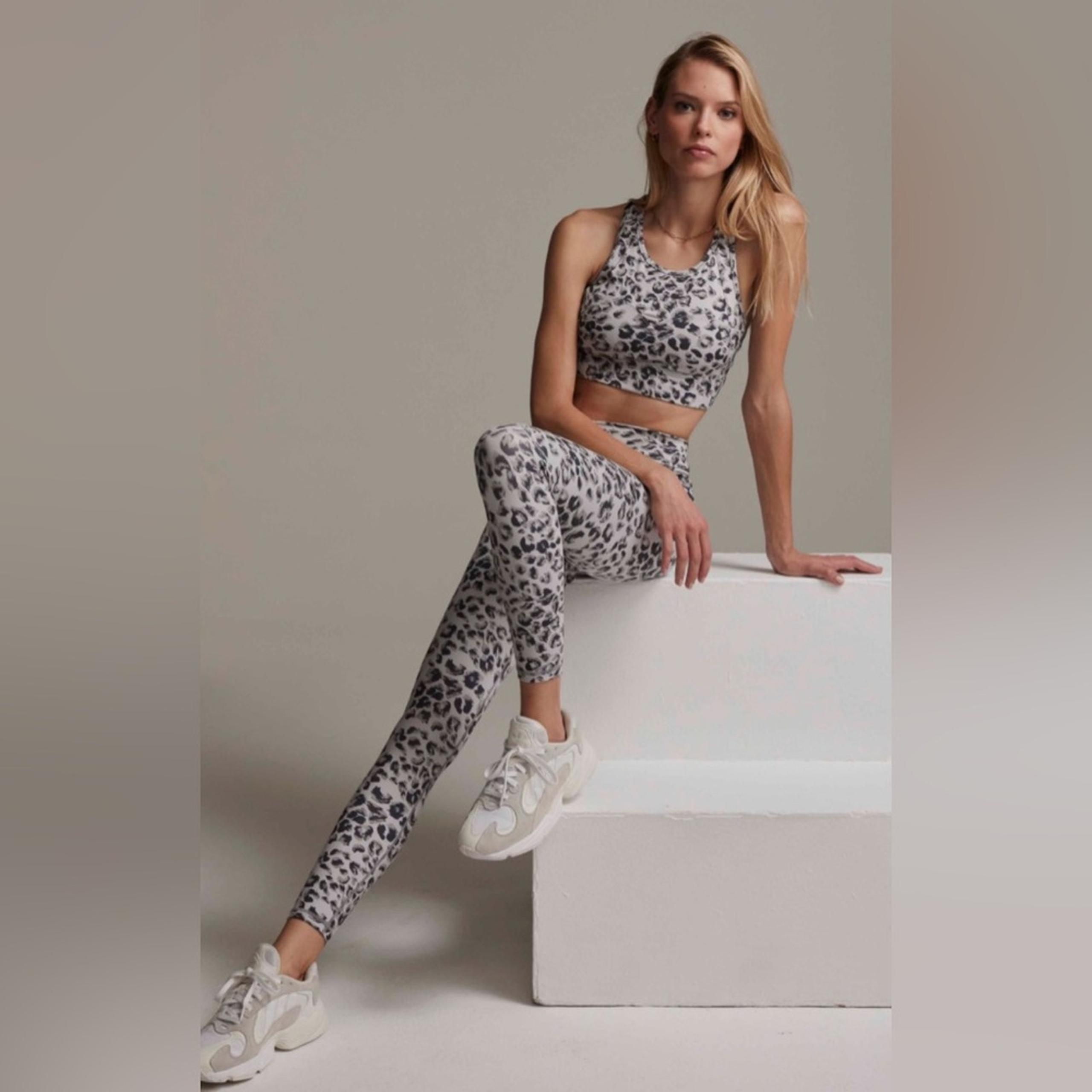 Varley Century Legging in Grey Blue Cheetah Print Size Small.