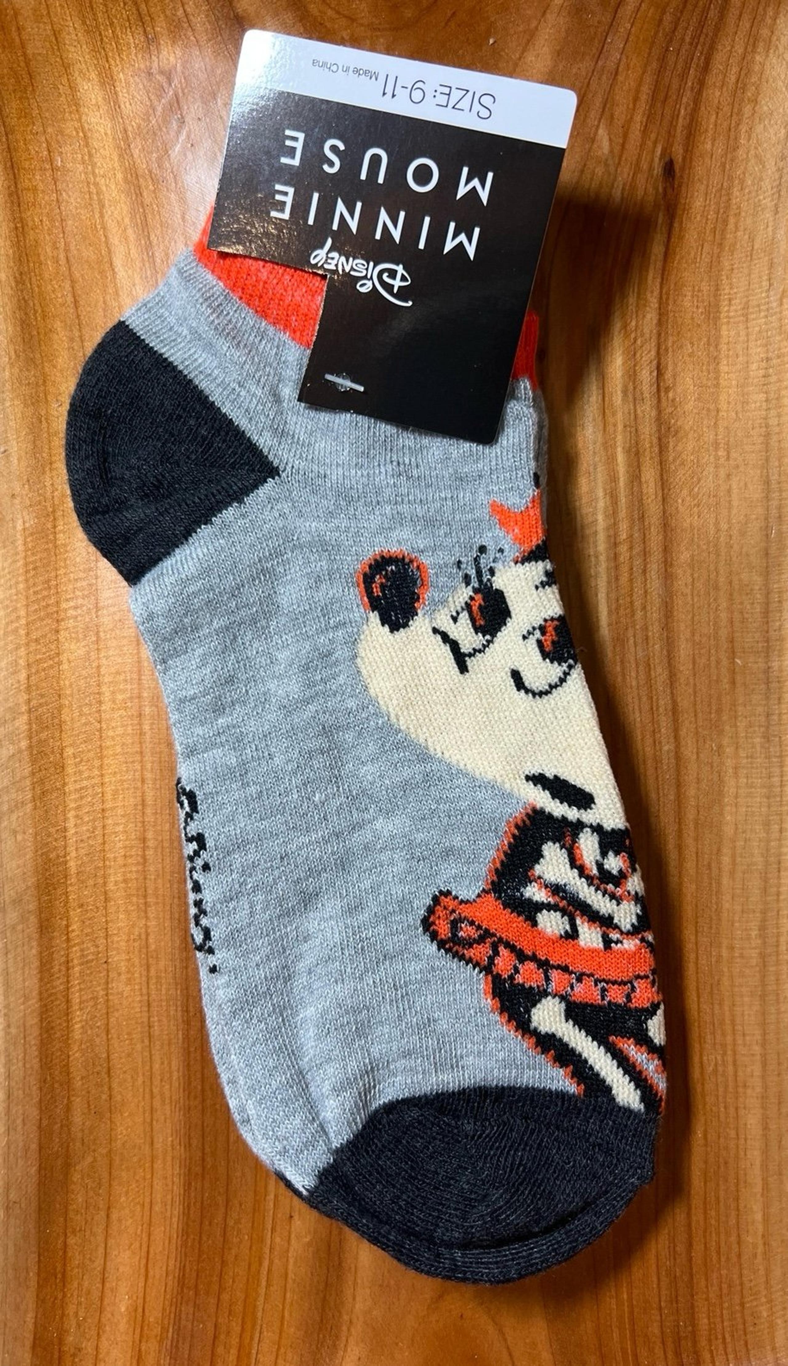Minnie Mouse Halloween socks :)