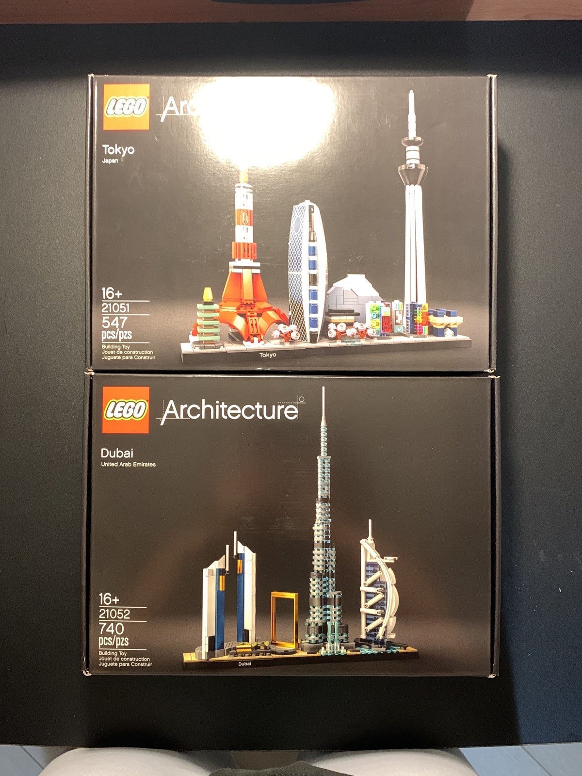 Lego Architecture Dubai and Tokyo - two brand new retired sets
