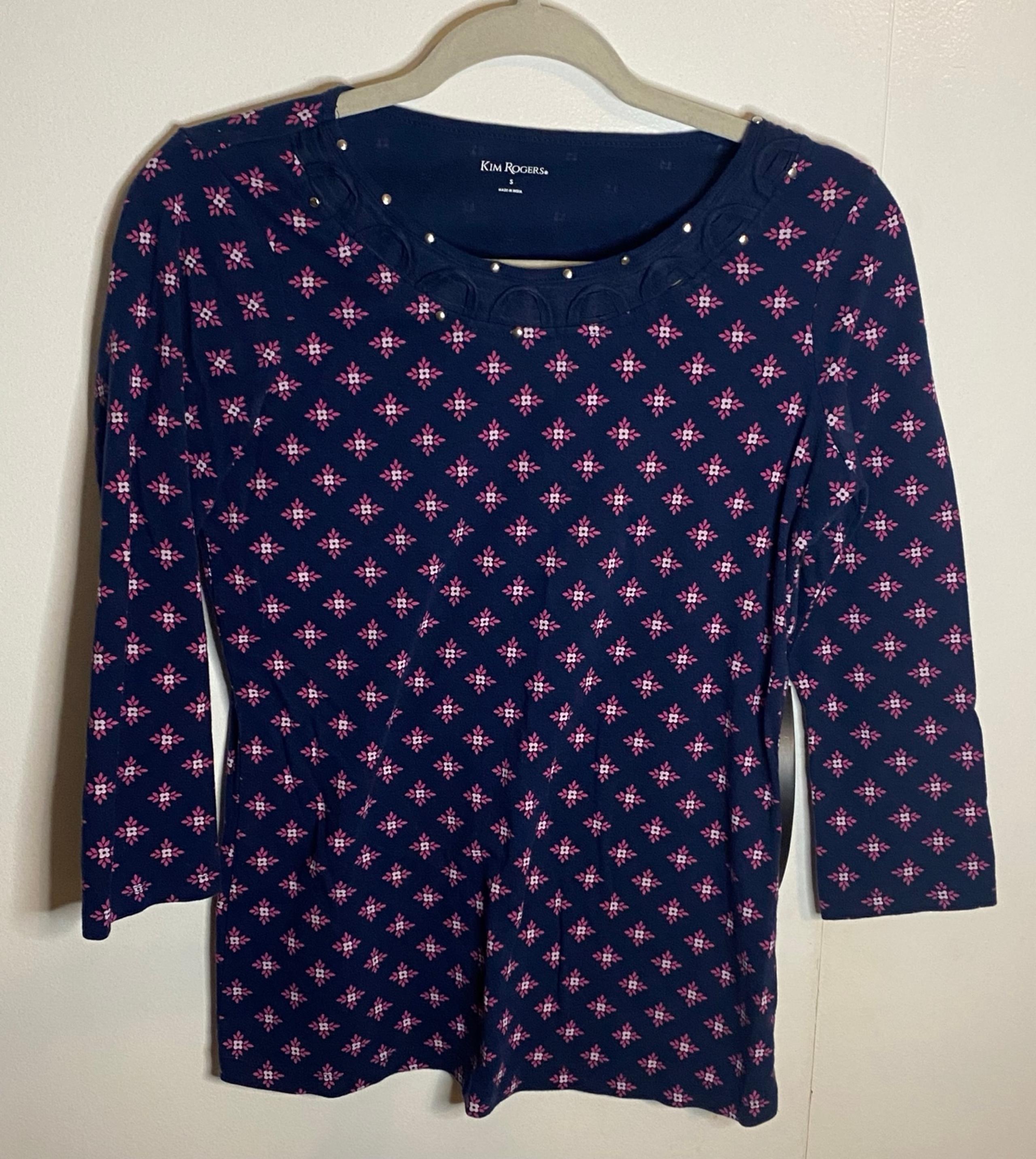 Kim Rogers Women’s Blue/Pink Geometric Knit Top, 3/4 length sleeve, Size Small