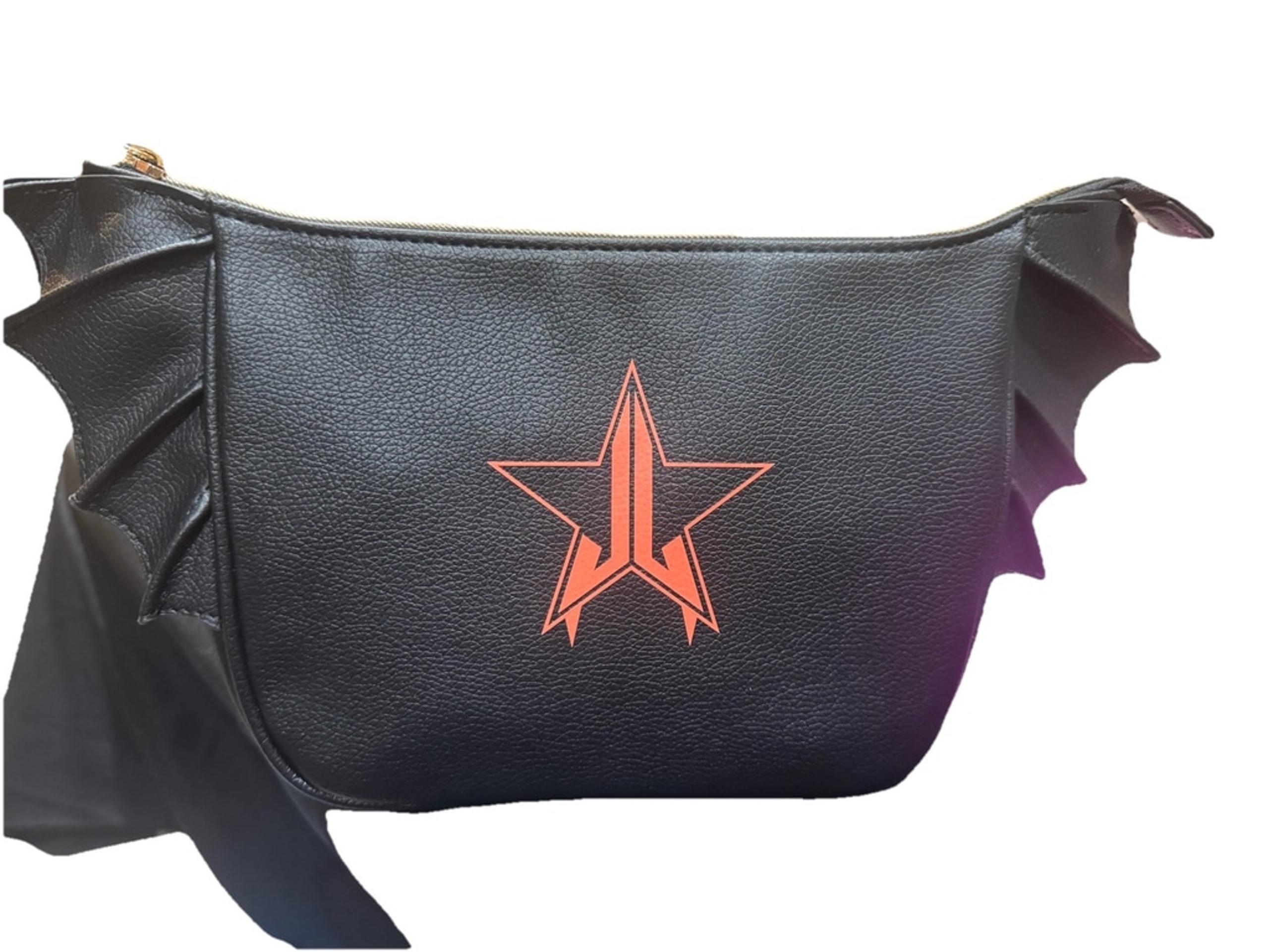 Jeffree Star 6 Piece Makeup Set & Cosmetic Case