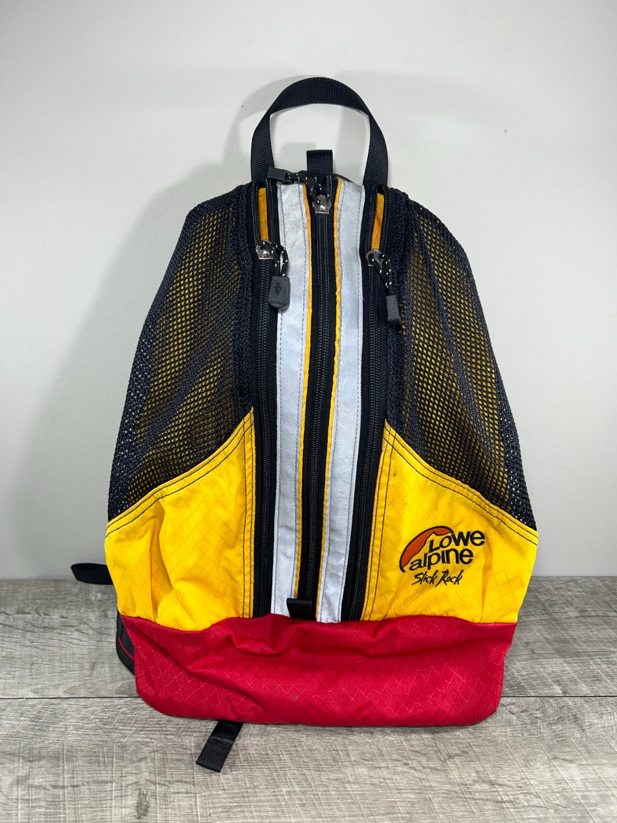 Lowe Alpine Slick Rock Yellow School Hiking Backpack Rucksack Climbing Bag