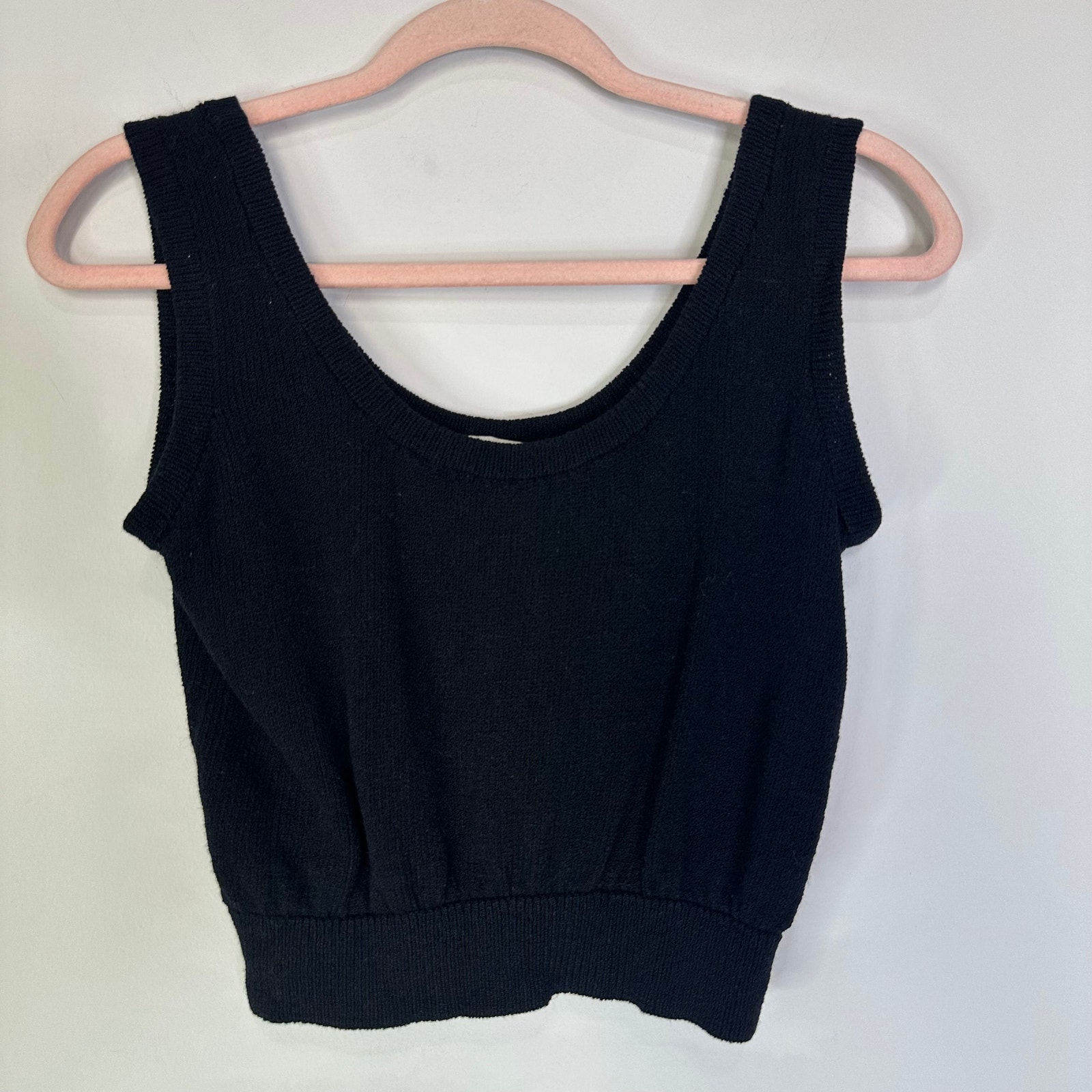 Vintage St. John Black Knit Sleeveless Sweater Size Small