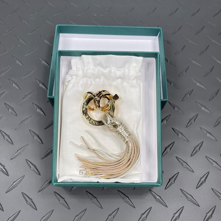 Buscemi Keyholder Fringe Gold Leather