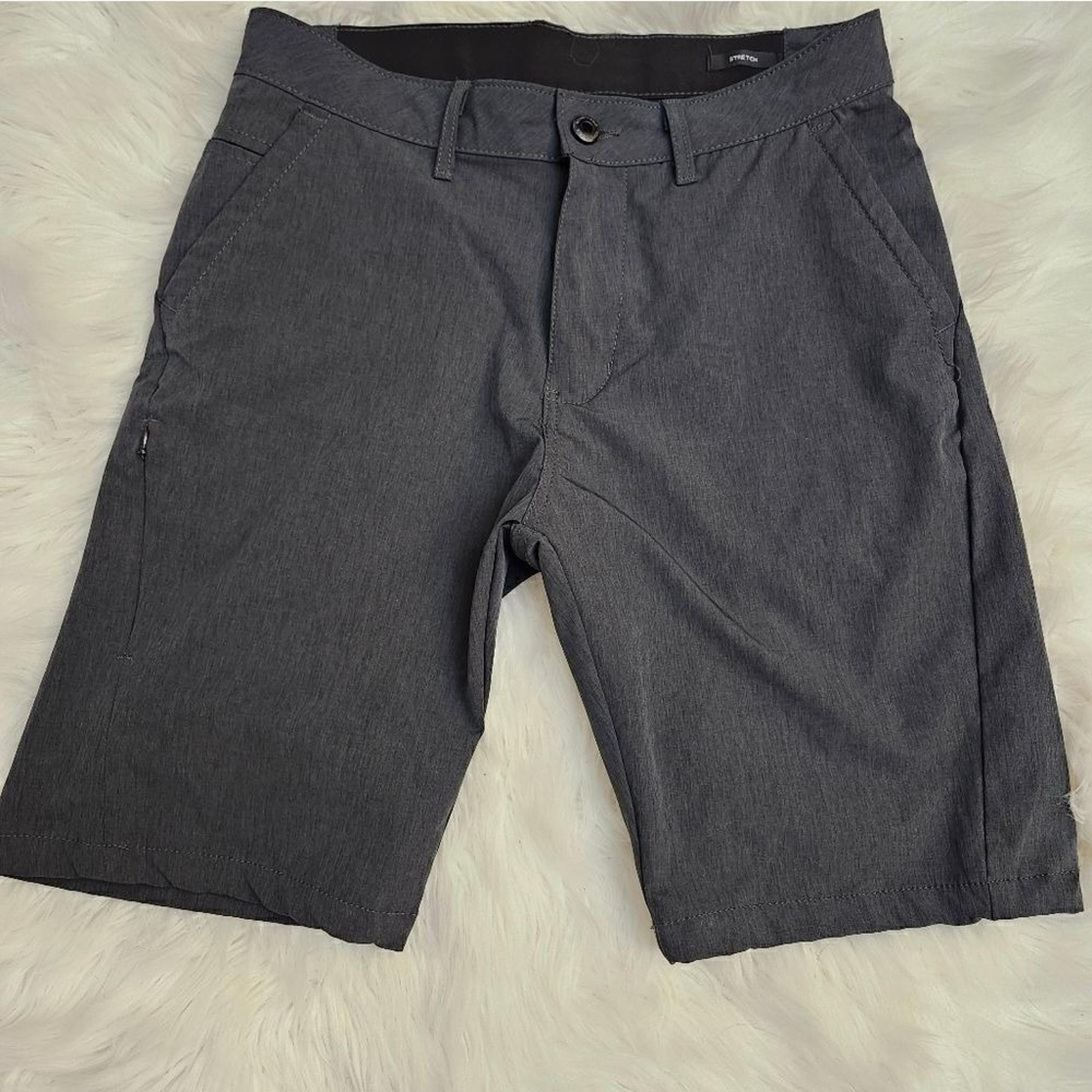 Kenneth Cole New York  stretch gray men's shorts