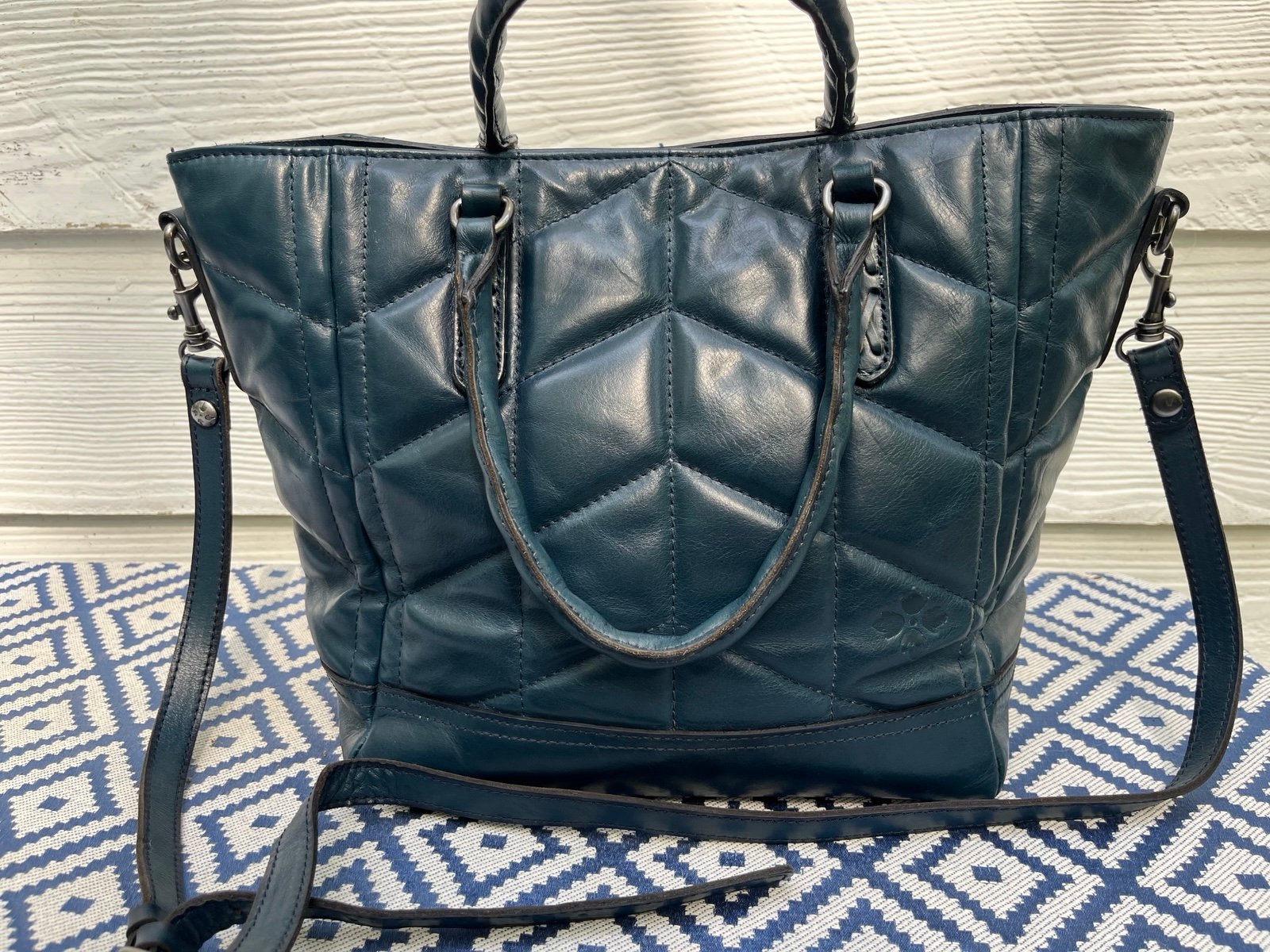 Beautiful Patricia Nash blue leather purse crossbody