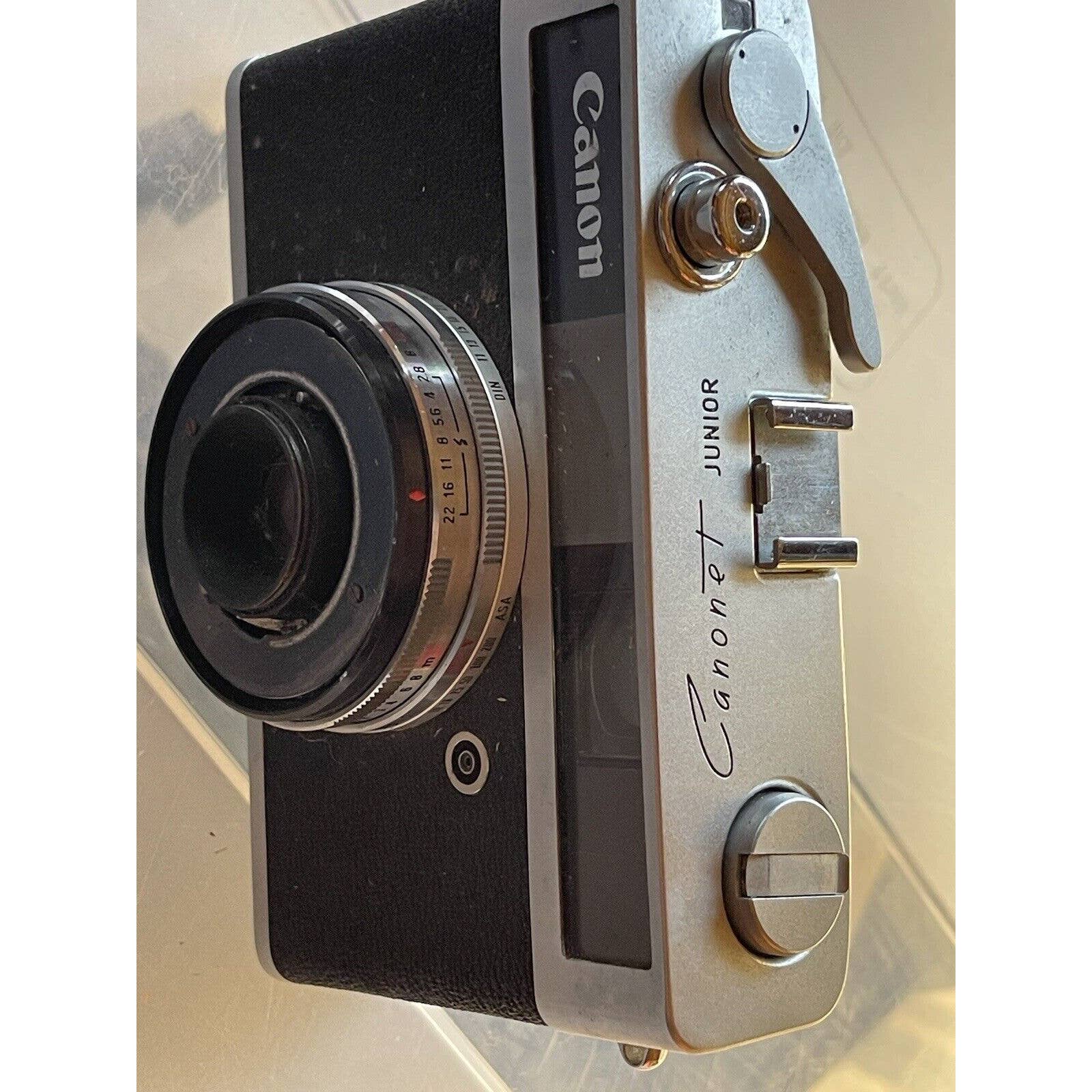 Vintage Canon Canonet Junior Camera W/ 40mm F1:2.8 Lens 35mm case Untested (1)