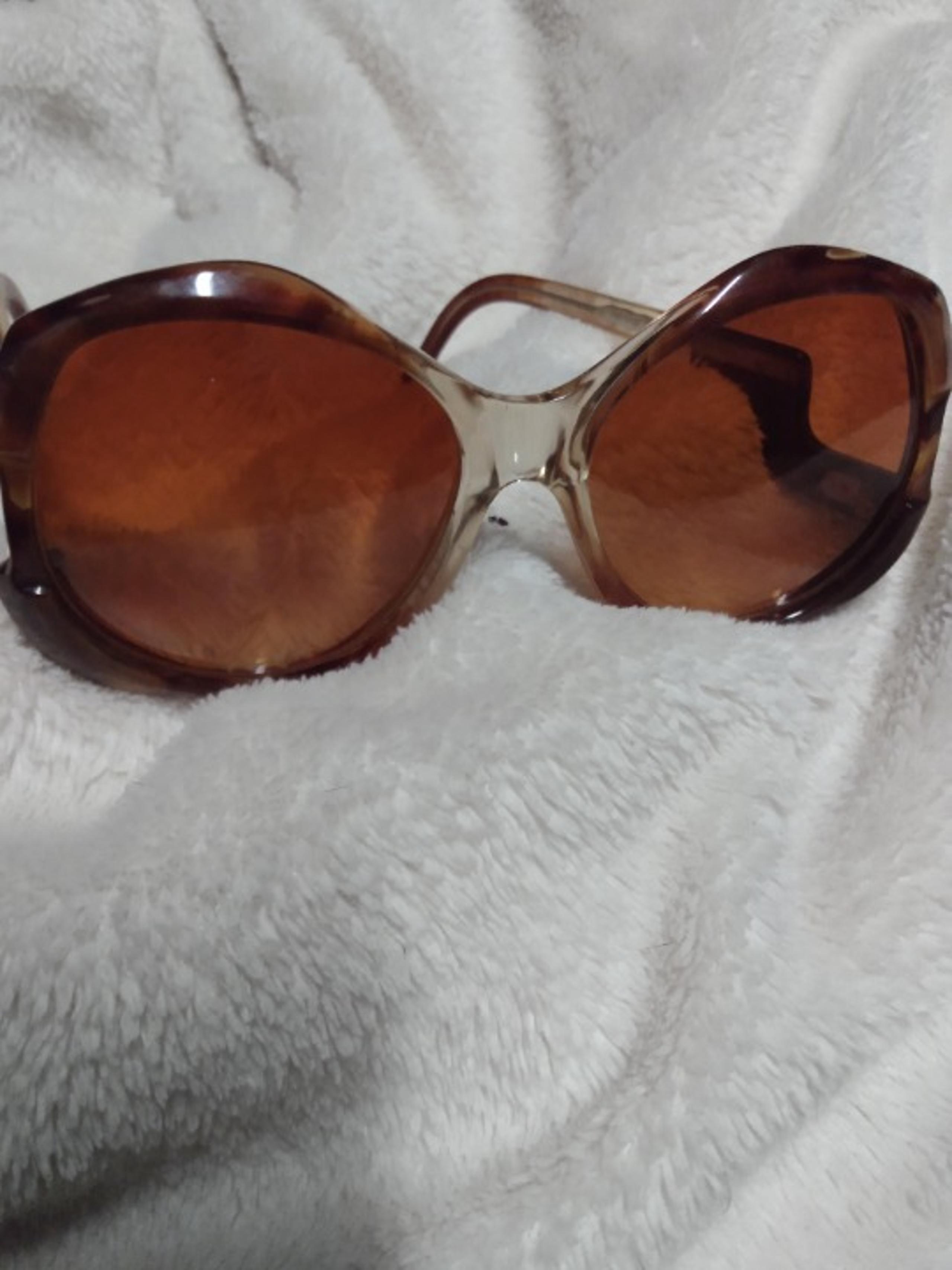 Vintage Diane Von Furstenberg sunglasses