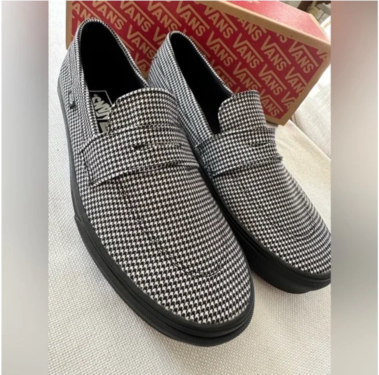 Vans loafers 53 slips