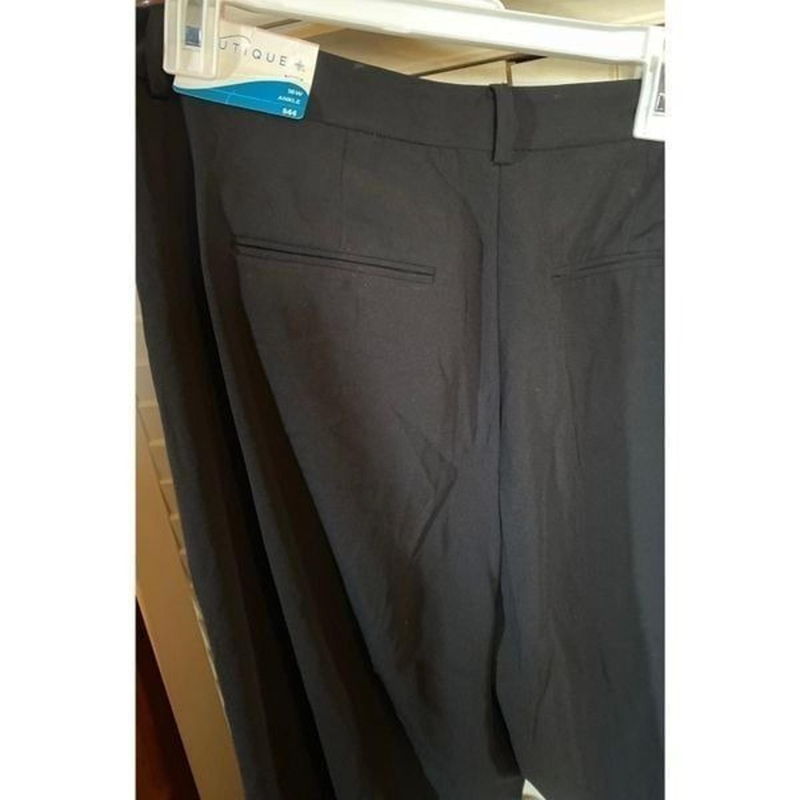Boutique Women's dress Pants