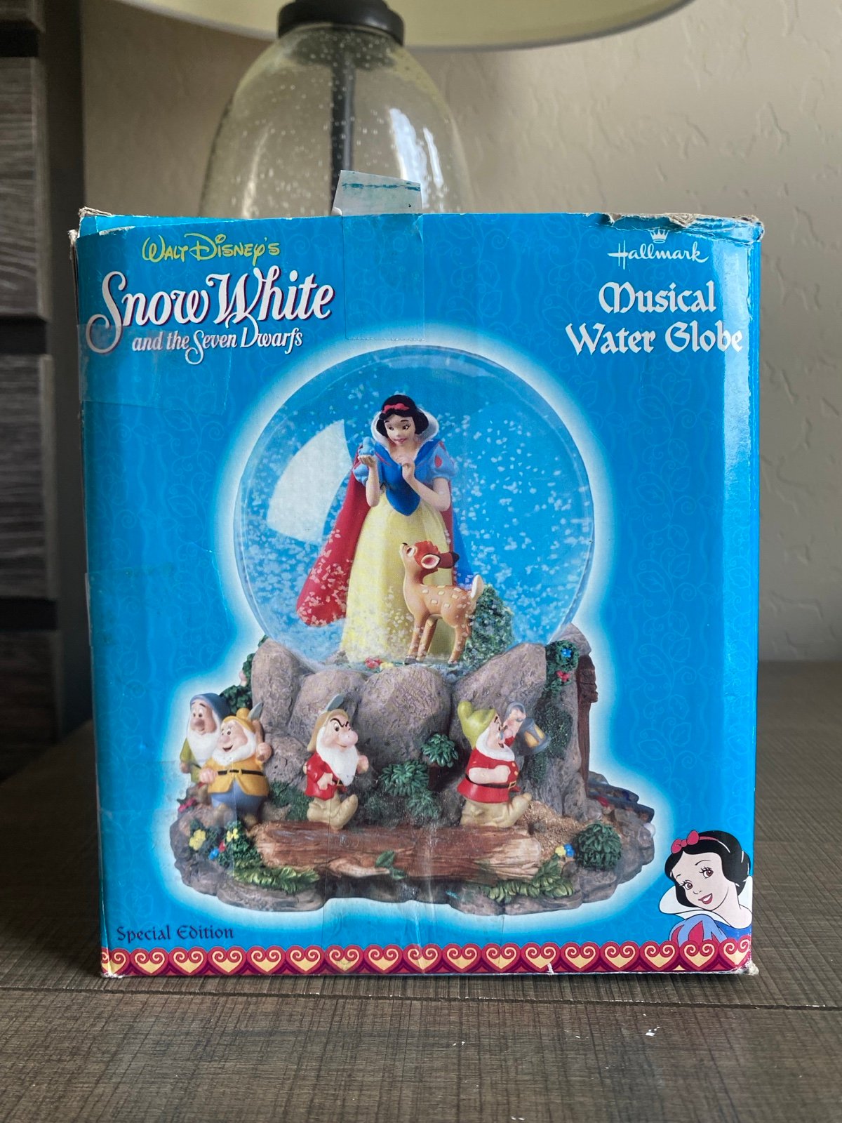 Hallmark Snow White Musical Water Globe Special Edition with Tune Heigh-Ho