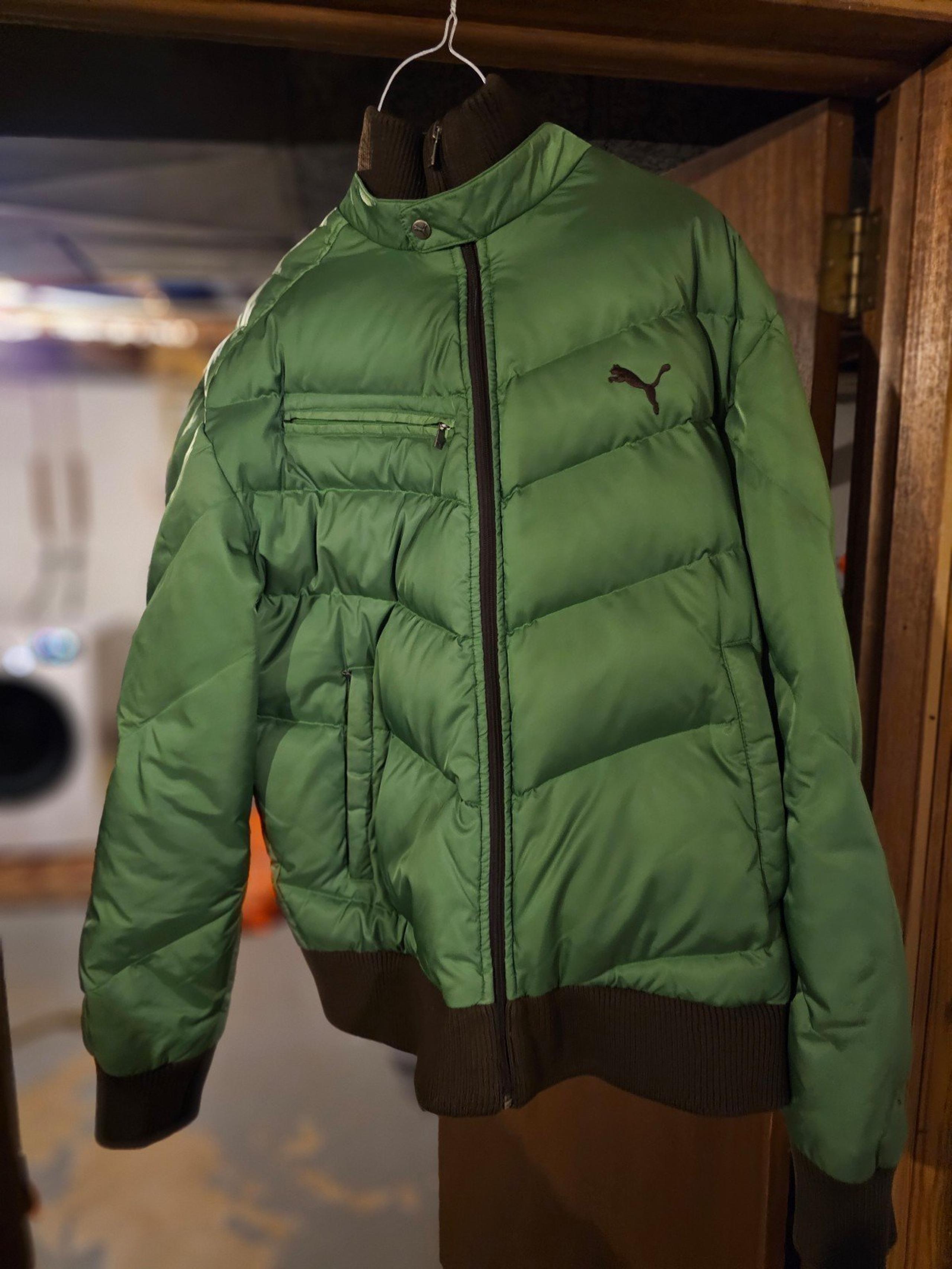 Puma Mens Puffer Jacket, With Zippered Side Pockets, Size XL