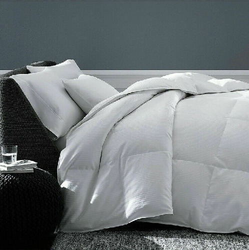 The Seasons Collection Light Warmth White Goose Down Comforter Twin
