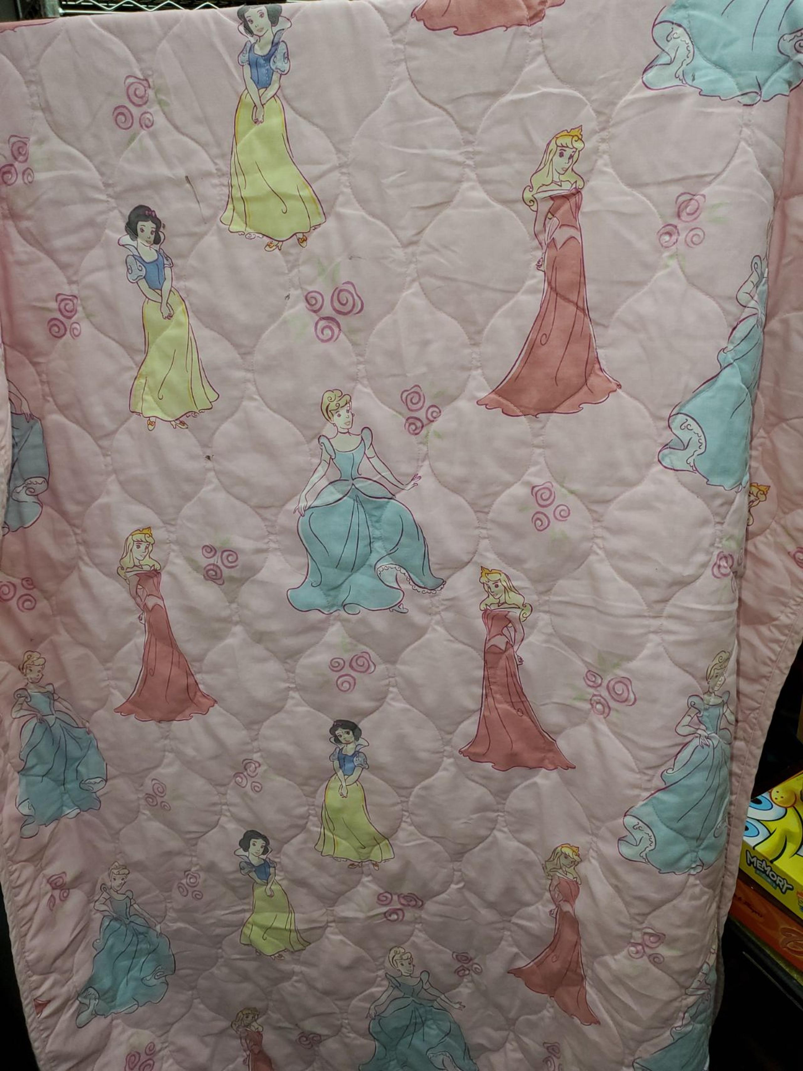 Quilt disney princess vintage