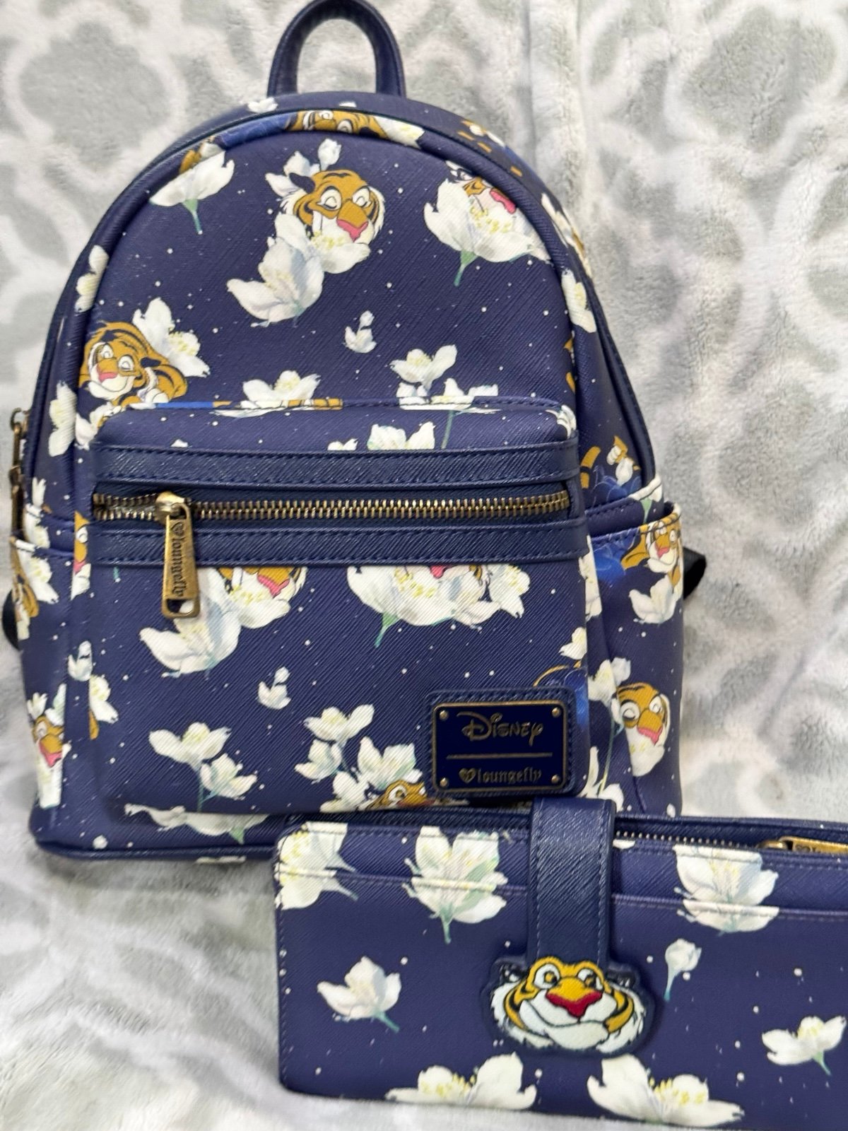 Loungefly(Pre-Funko) Disney Aladdin Raja starry night backpack w/wallet