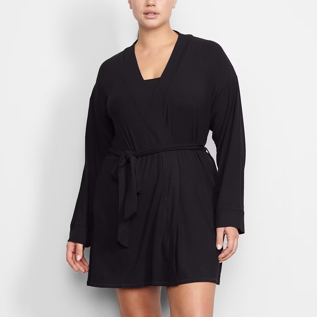 Skims Soft Lounge Short Robe Onyx Small AP-RBE-0345