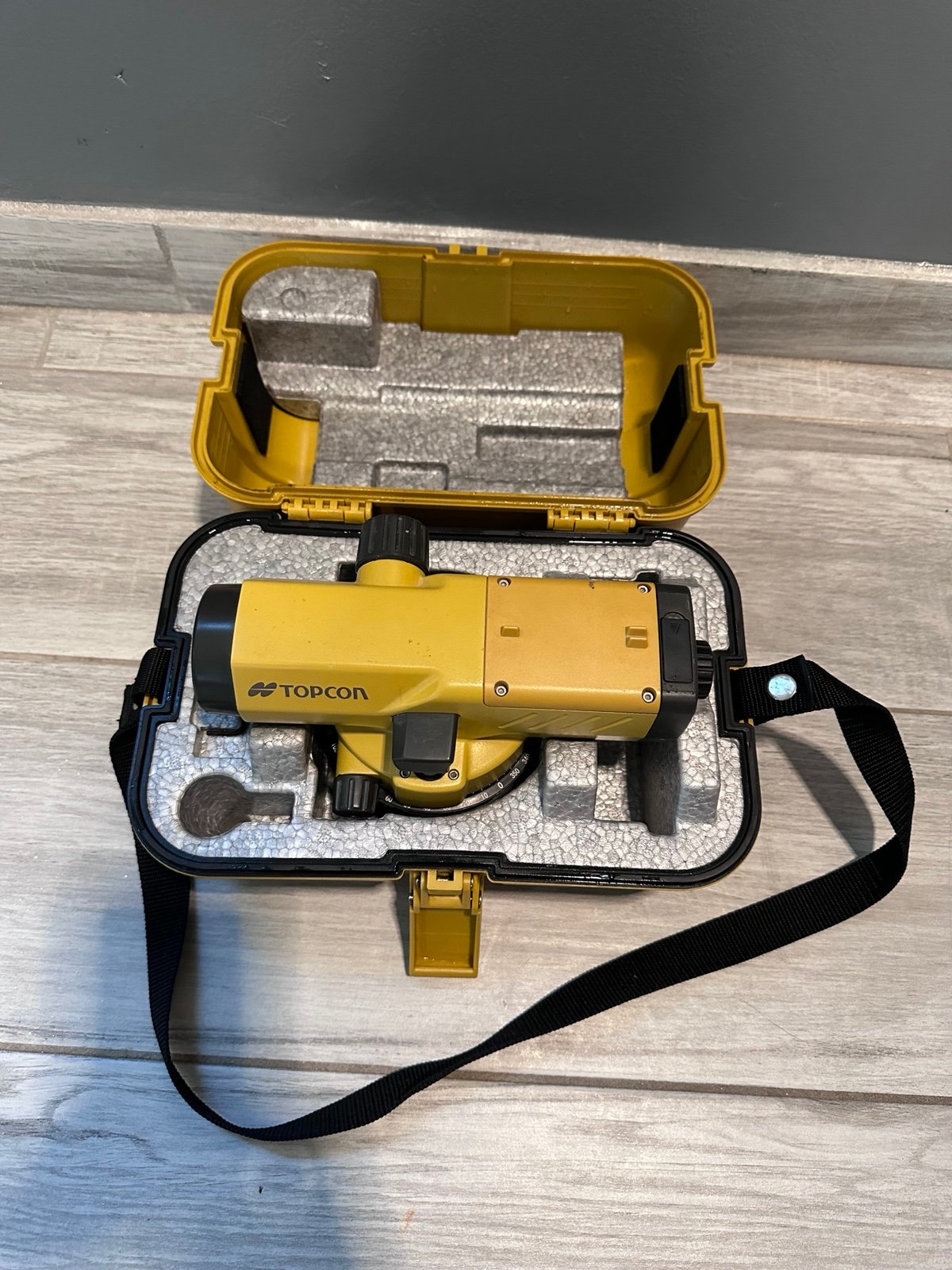 Topcon AT-B4A 24X Automatic Optical Level