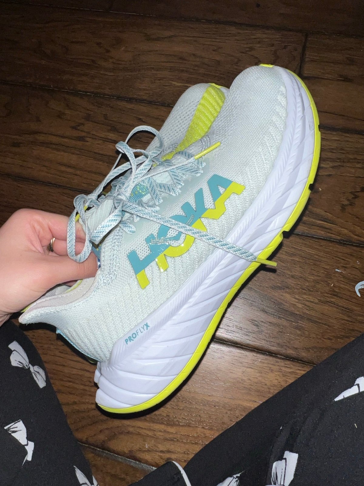 Hokas