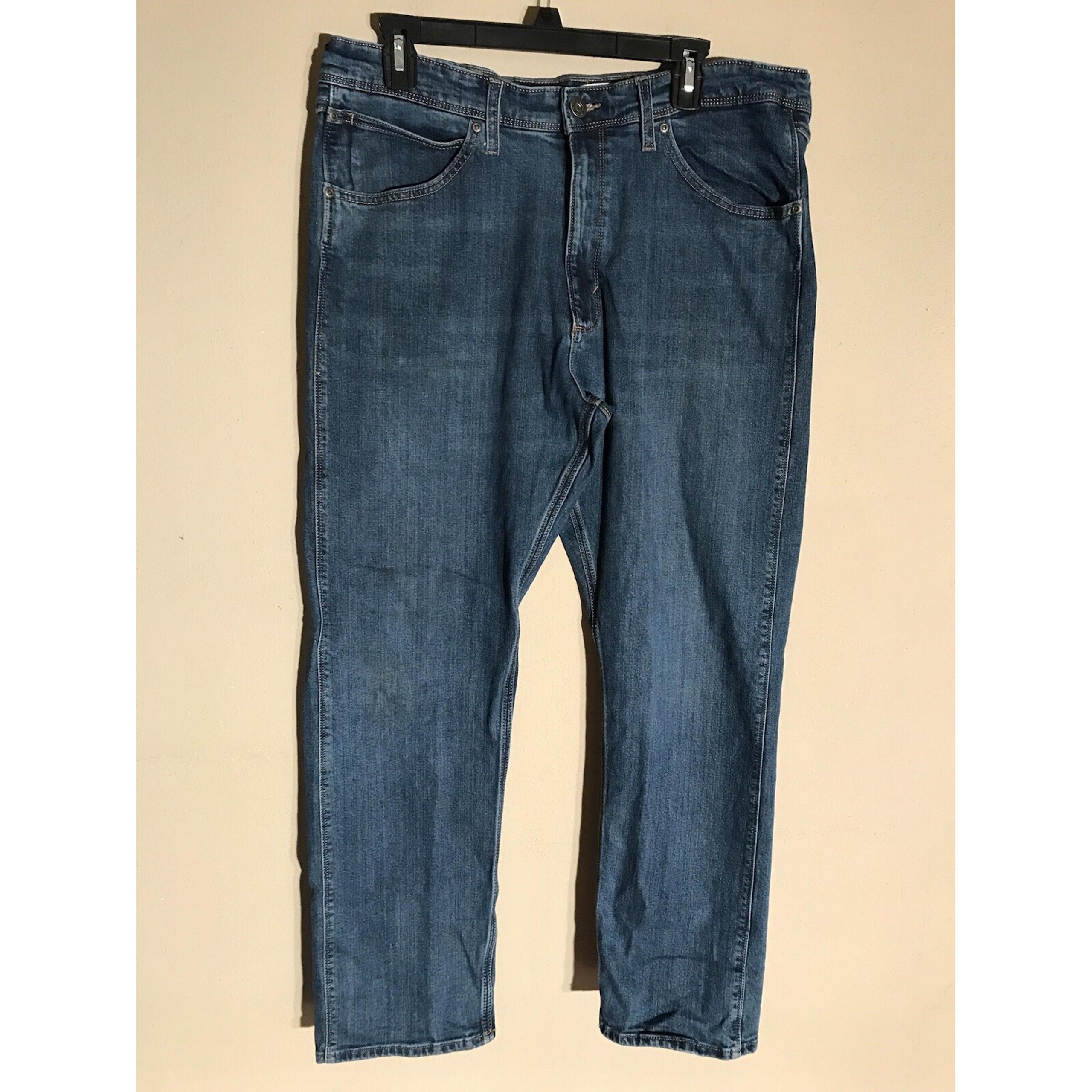 Men's Wrangler Regular Fit Stretch Jeans  Blue 36x30 W  Cowboy pocket