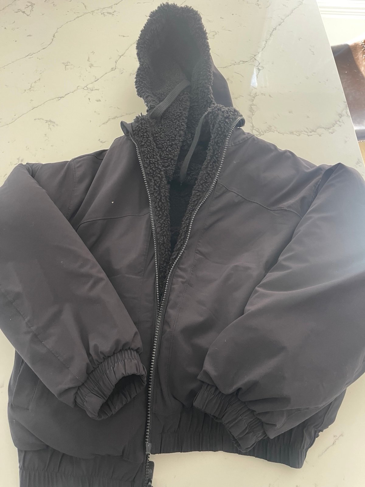 Lululemon Reservable Cropped Puffer