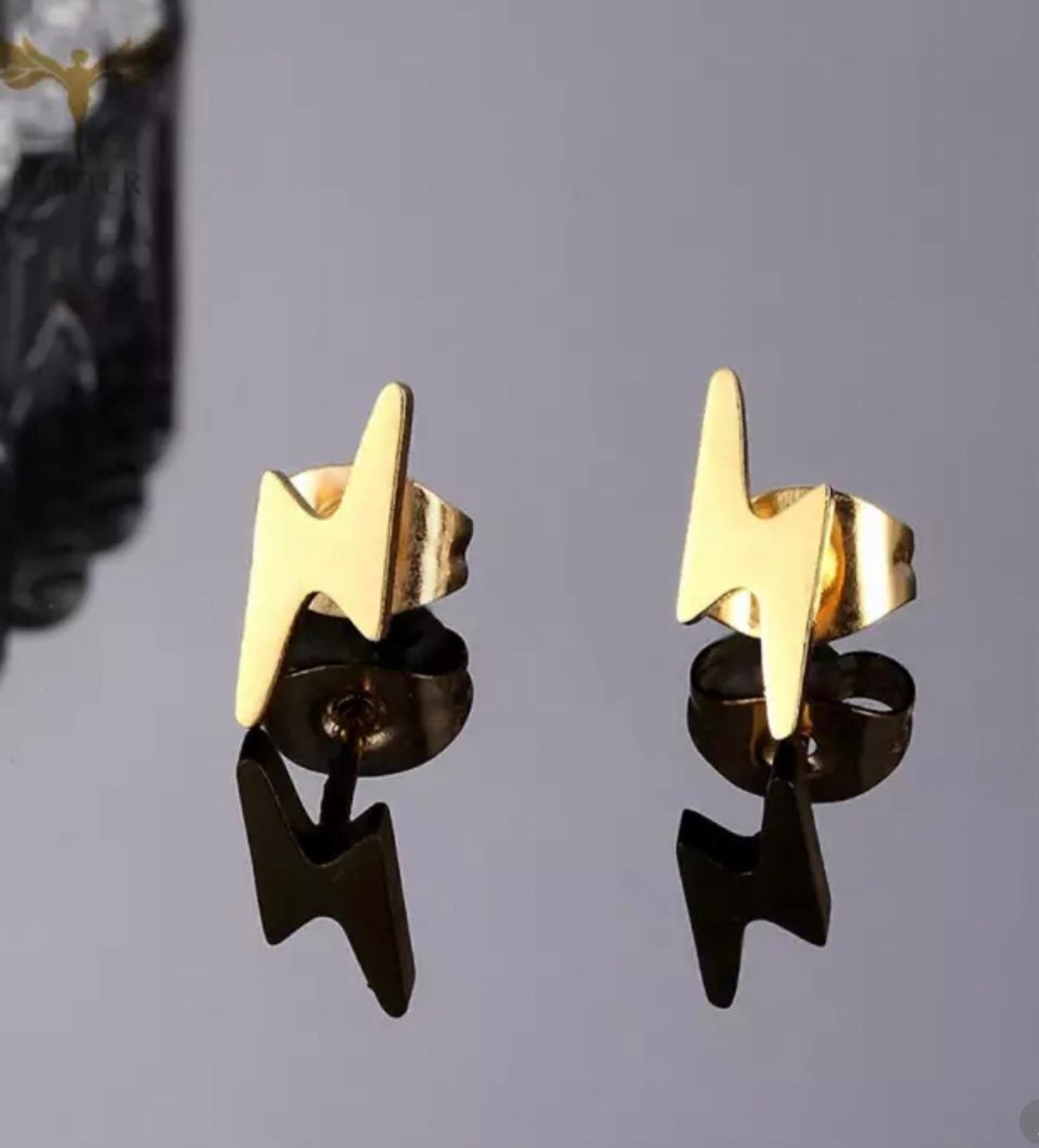 Mini lightning bolts earrings