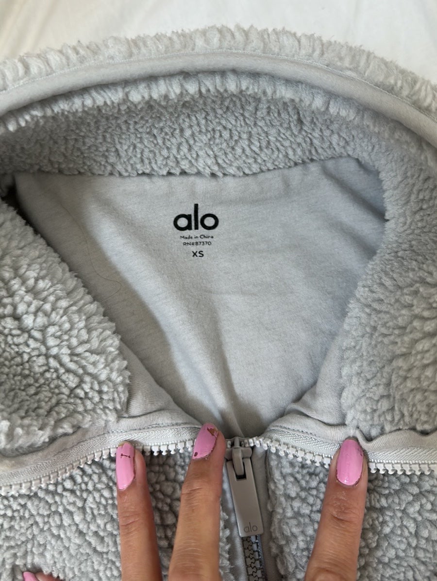 Alo yoga cropped sweater