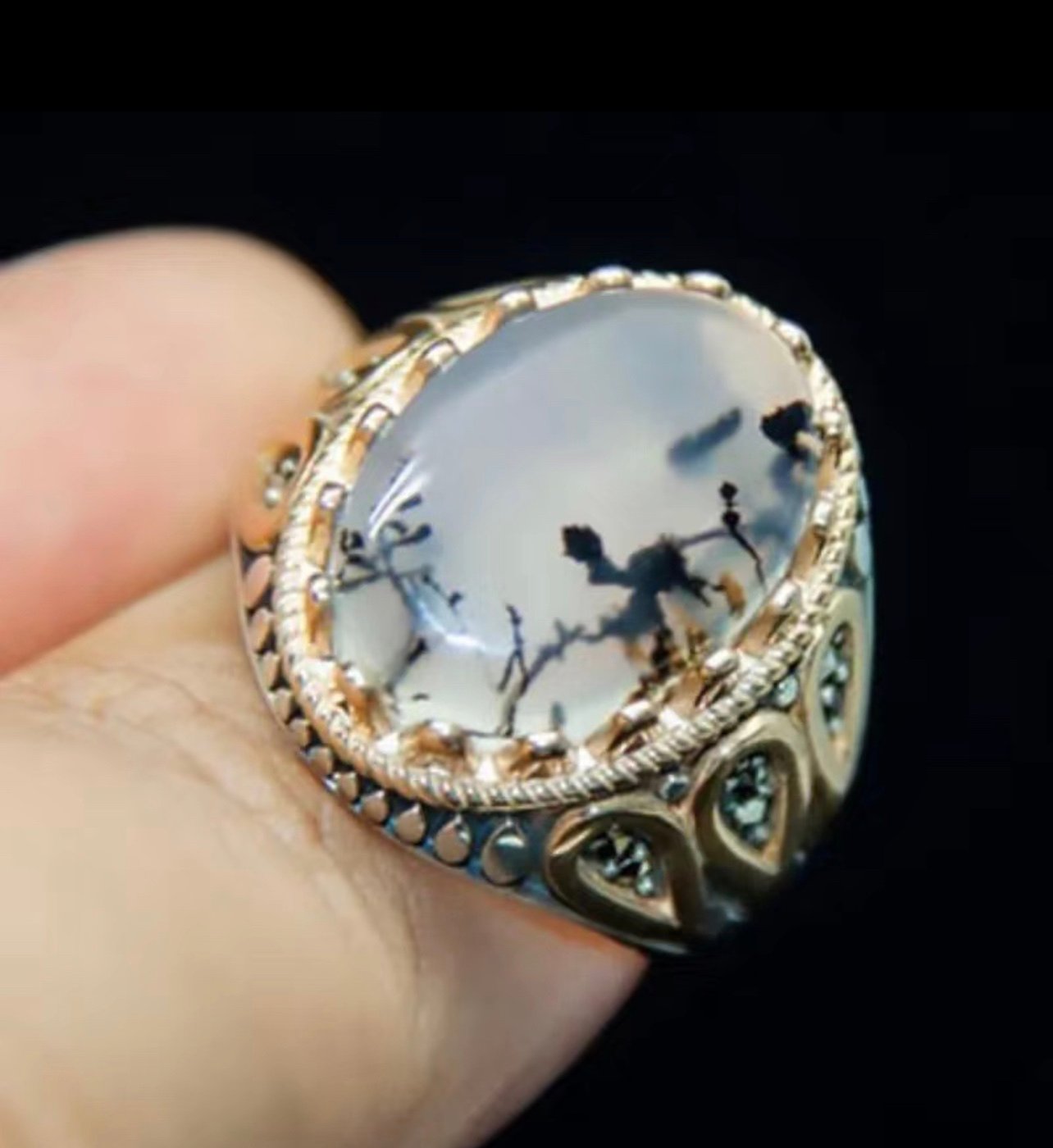 Silver inlaid zircon openwork Ring for men and women