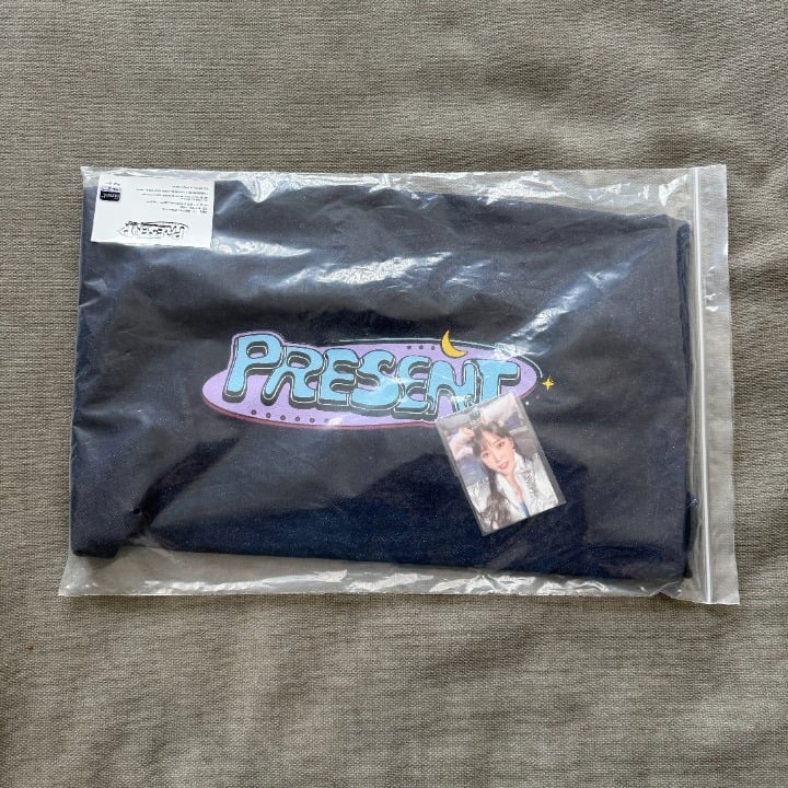 Mamamoo Moonbyul The Present bag + pob photocard