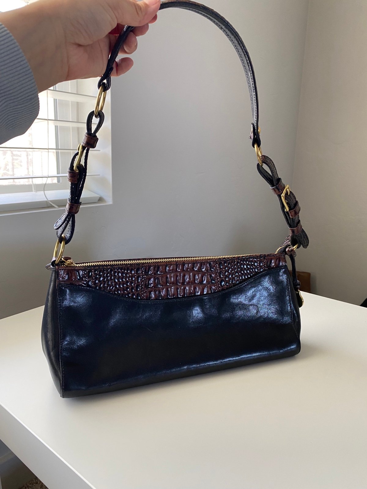 Brown/black bag.