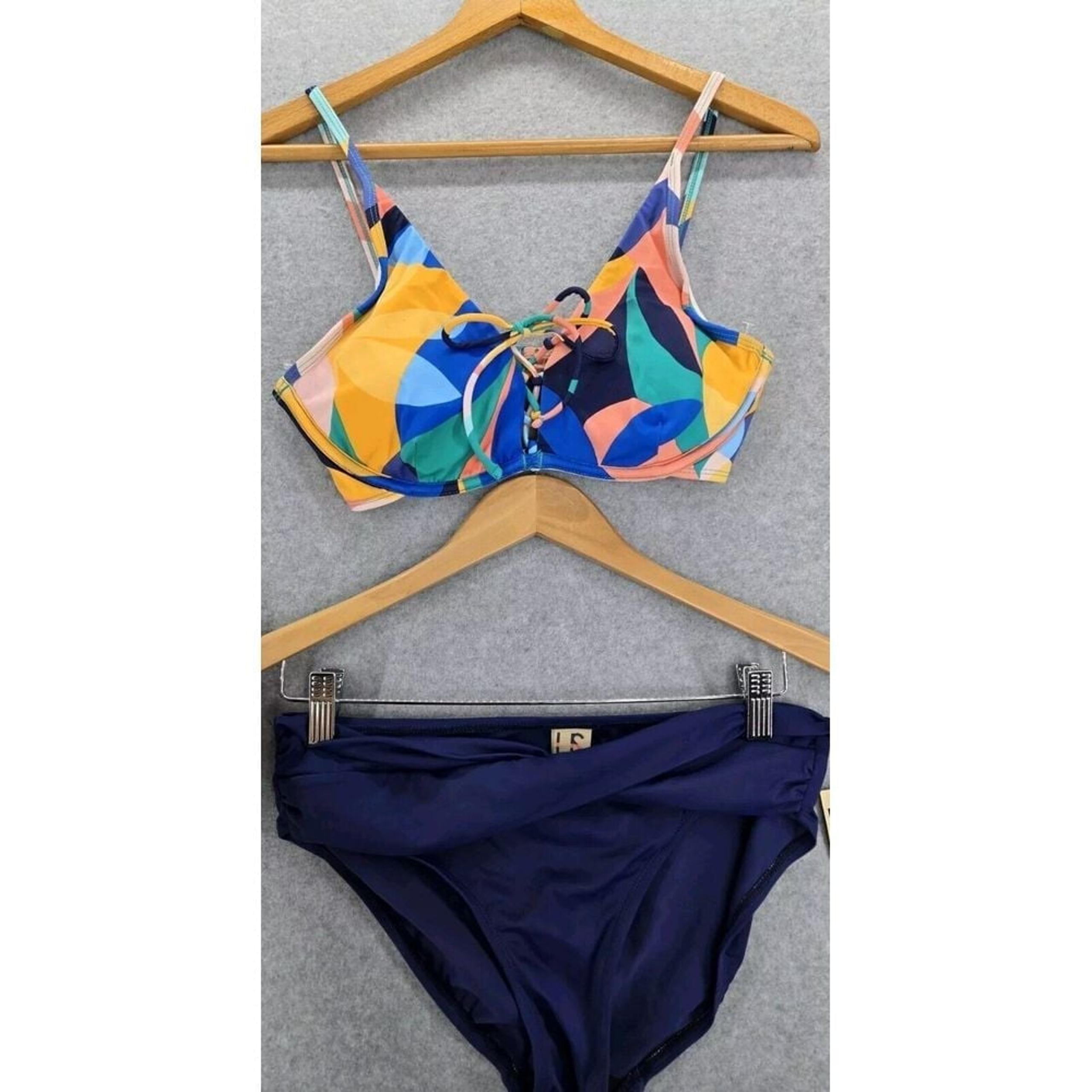 NWT Urban Sea Underwire Bathing Suit Set Classic Cross-back Blue Teal White M