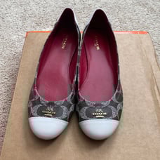 Coach flats